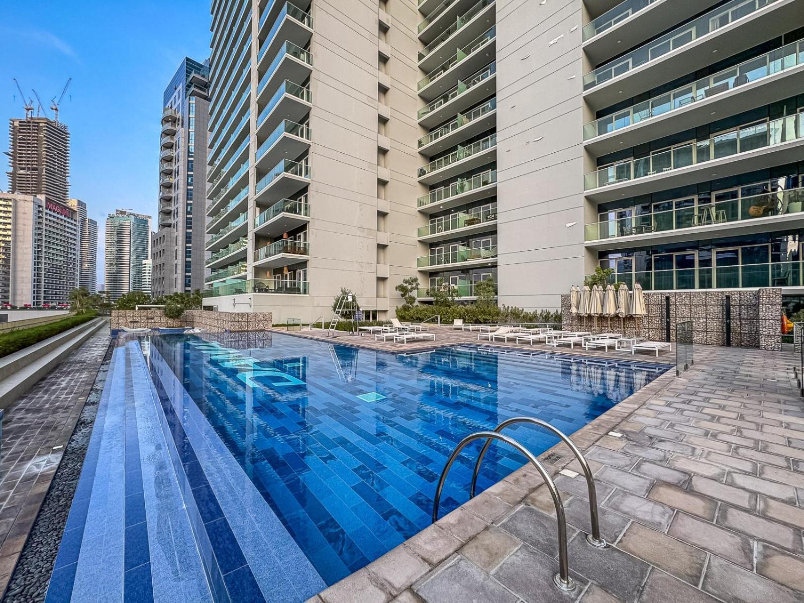 Amazing 1br With Burj Khalifa Views Dubai