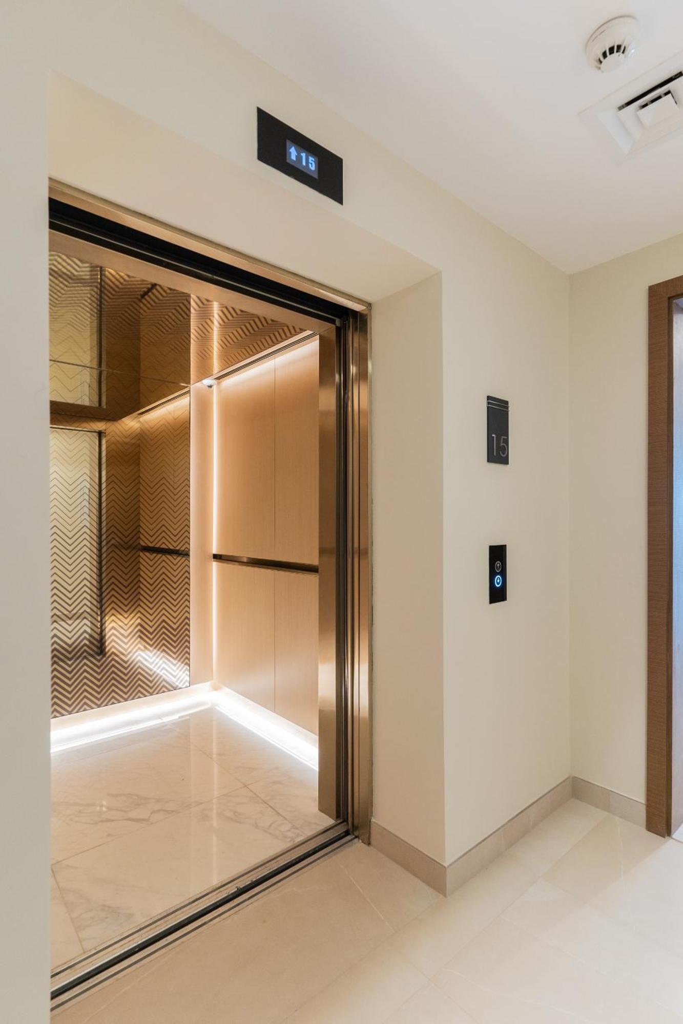 Dayf-dan Missoni With Private Lift In Business Bay *