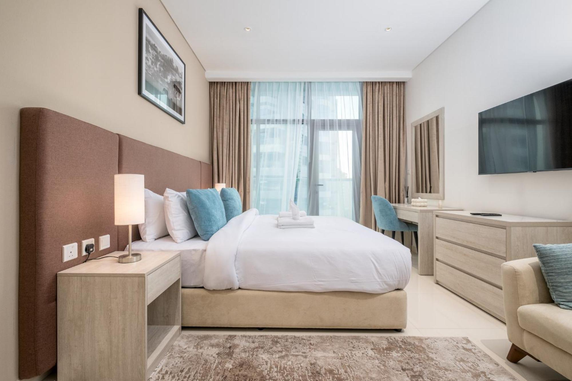 Charming In Seven Palm With Balcony Rooftop Floor Dubai