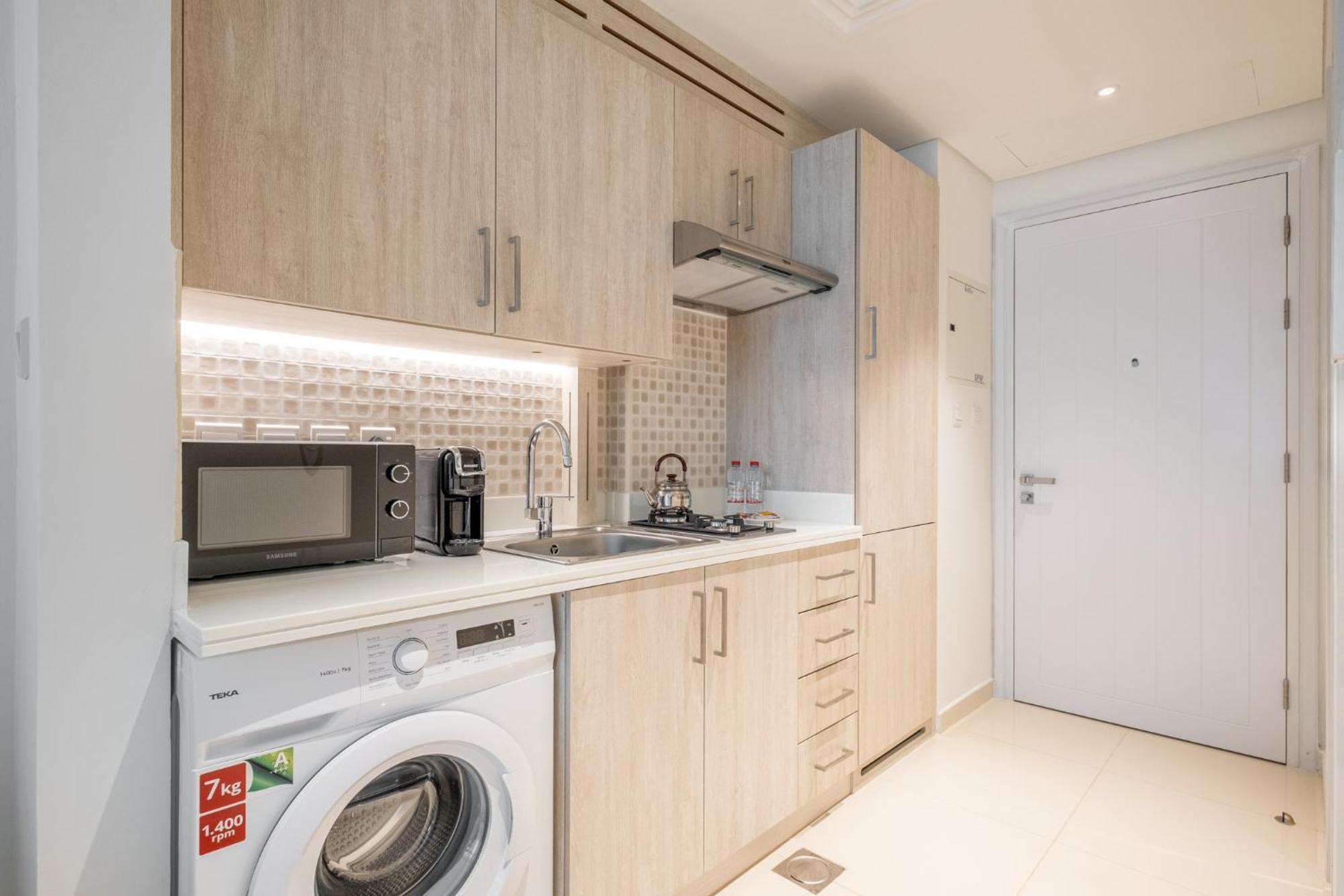 Apartment Charming In Seven Palm With Balcony Rooftop Floor