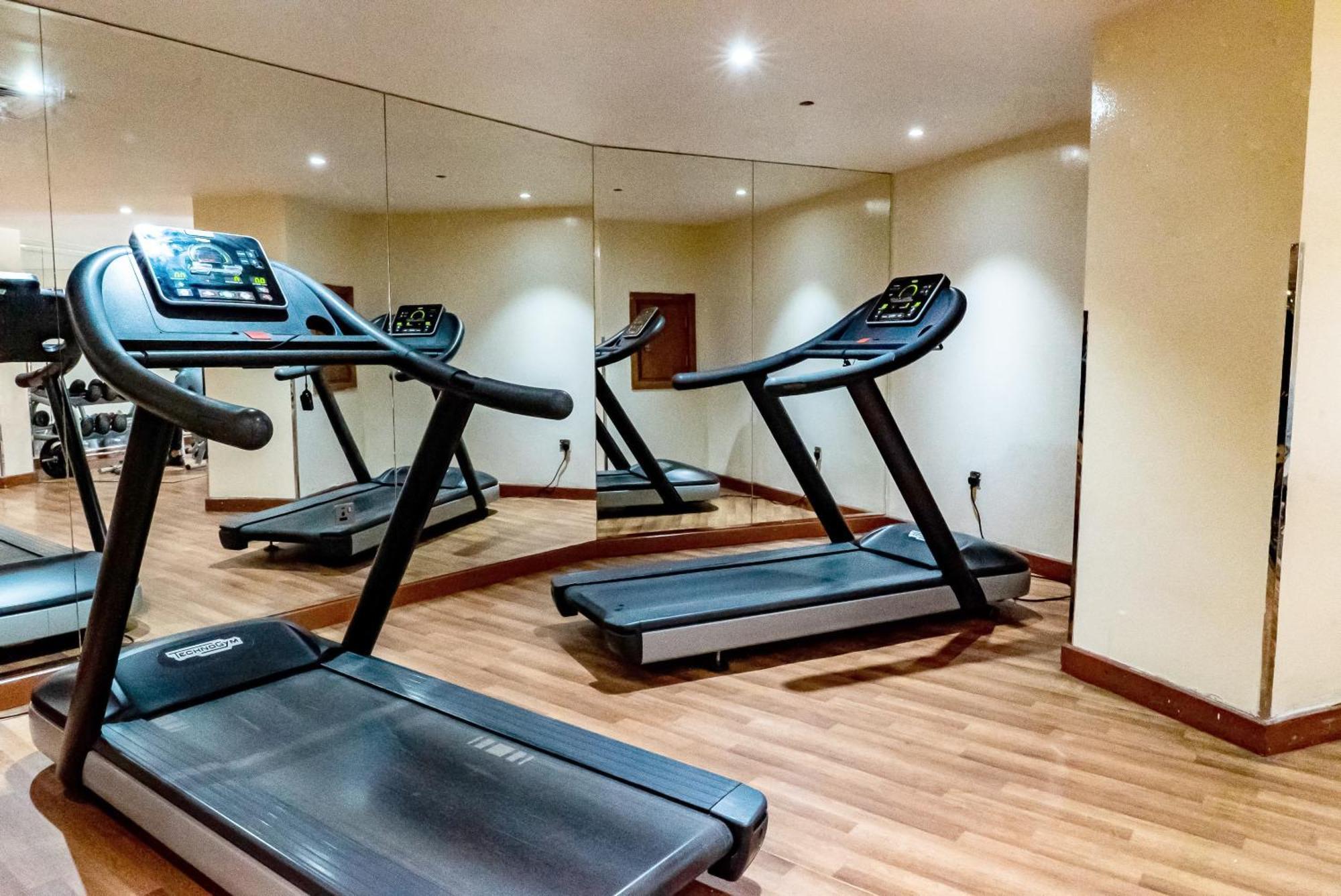 Apartment In Pool, Gym & Stunning Views *