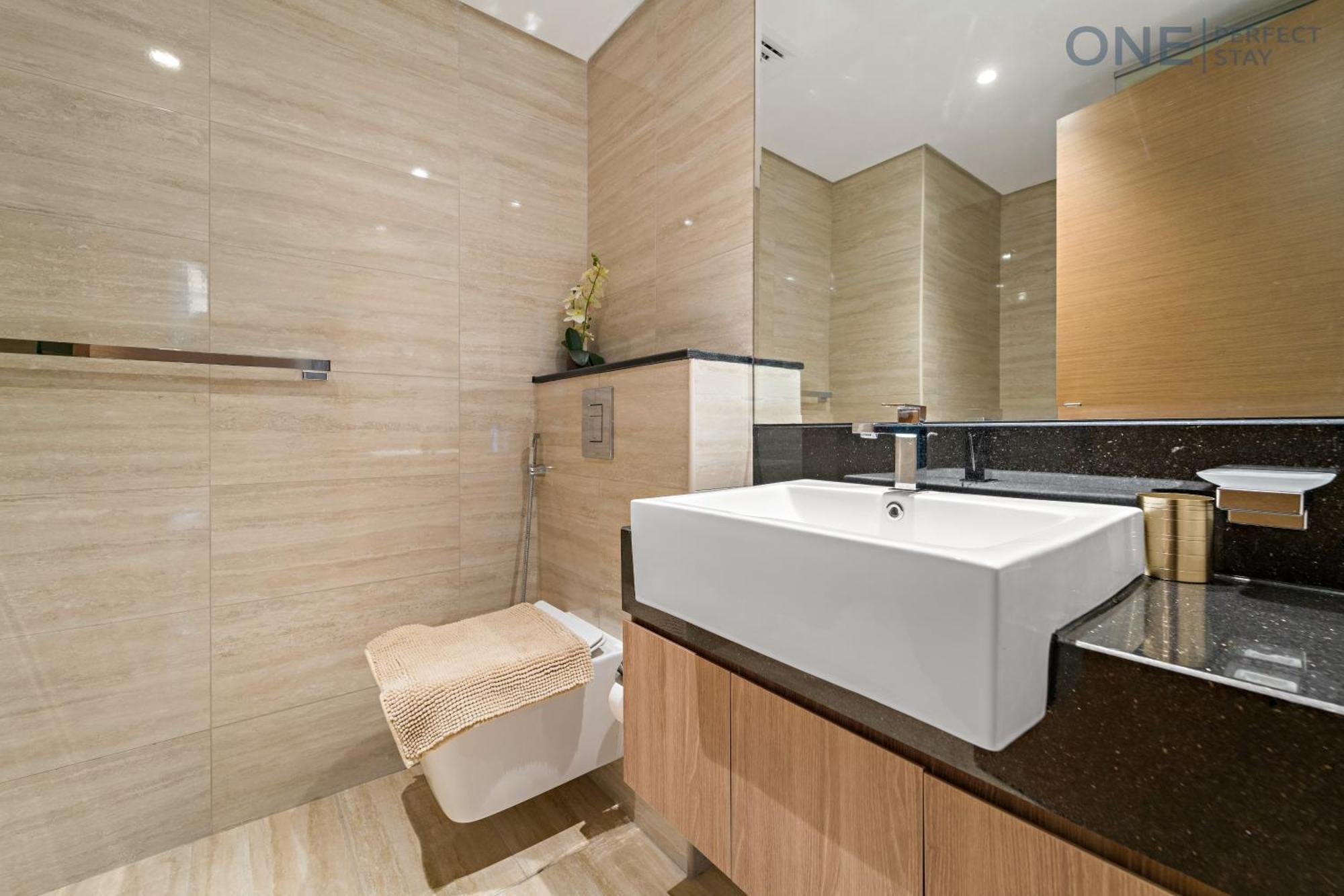 Stylish 2br In Business Bay Canal View Pool & Gym *