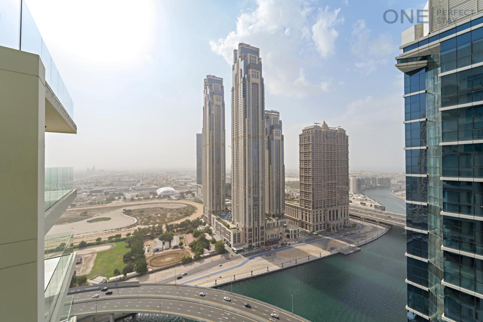 Apartment Stylish 2br In Business Bay Canal View Pool & Gym *