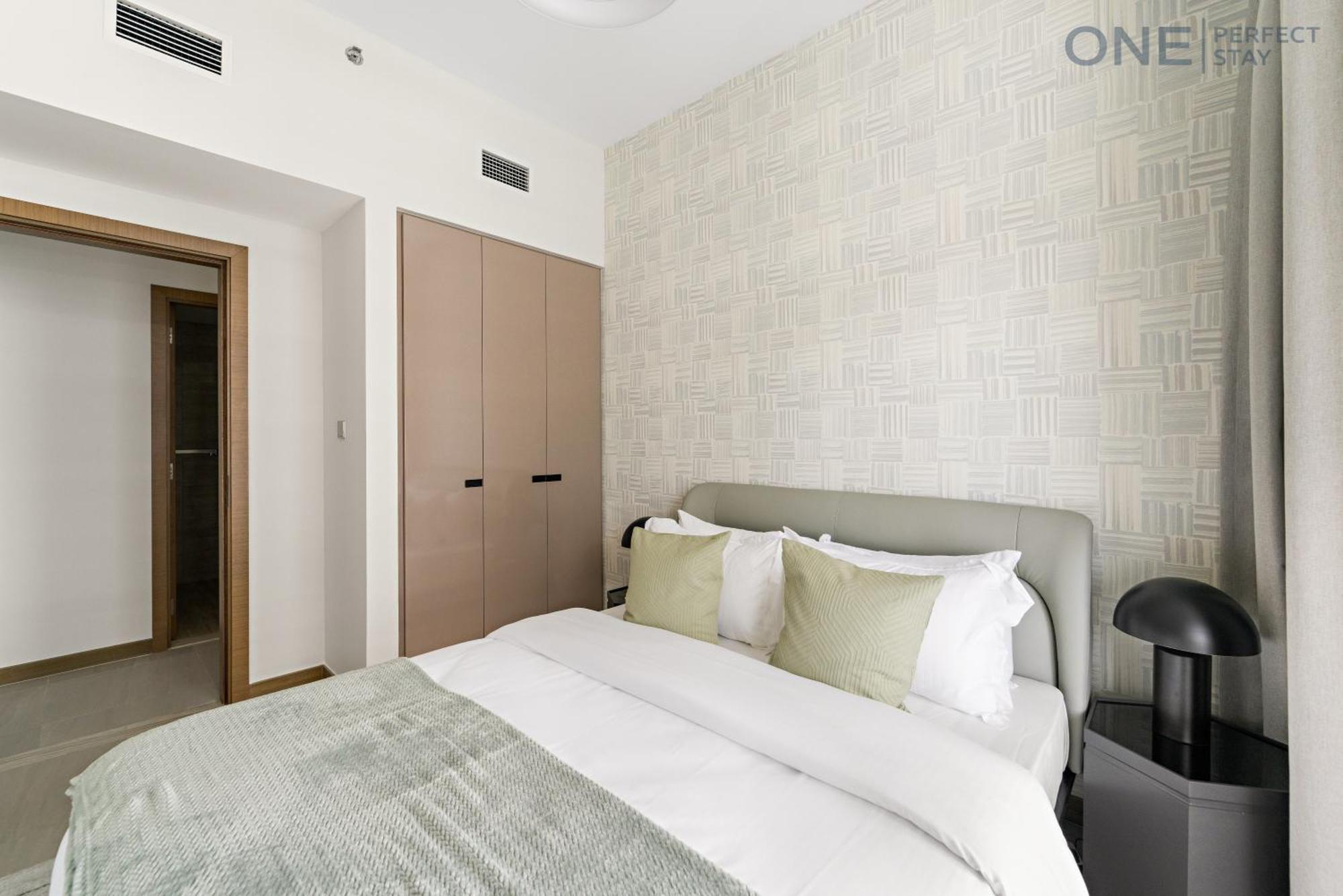 Apartment Stylish 2br In Business Bay Canal View Pool & Gym *