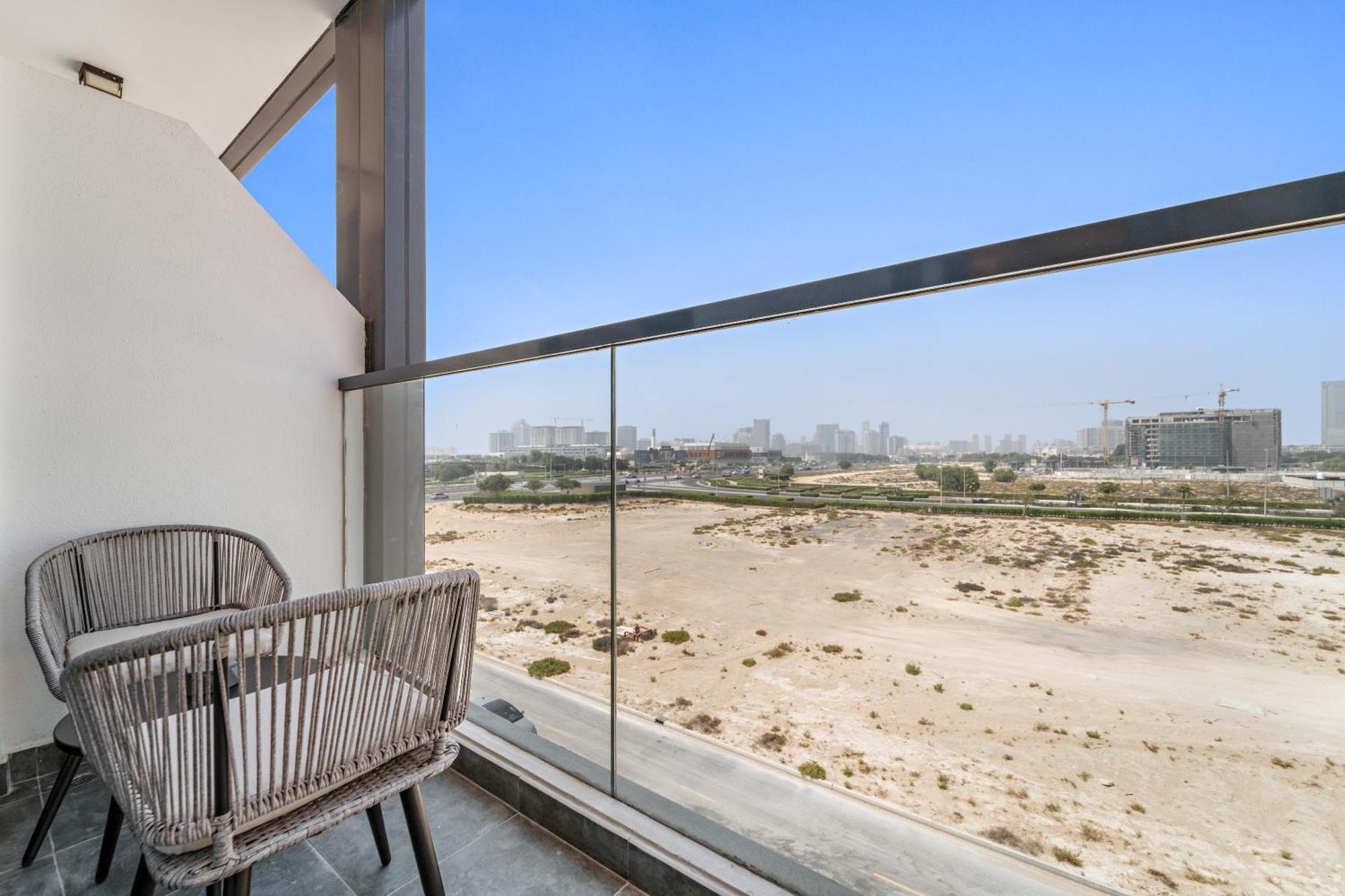 Modern With Pool, Gym, Mini Golf, Playground Apartment Dubai