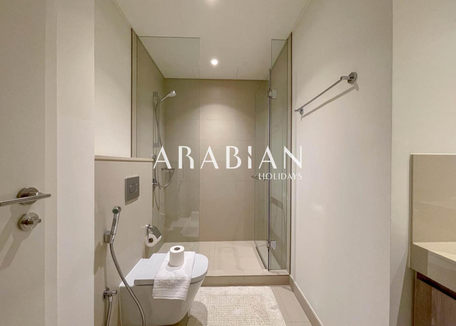 Spectacular 2br With Burj View In Downtown Apartment *