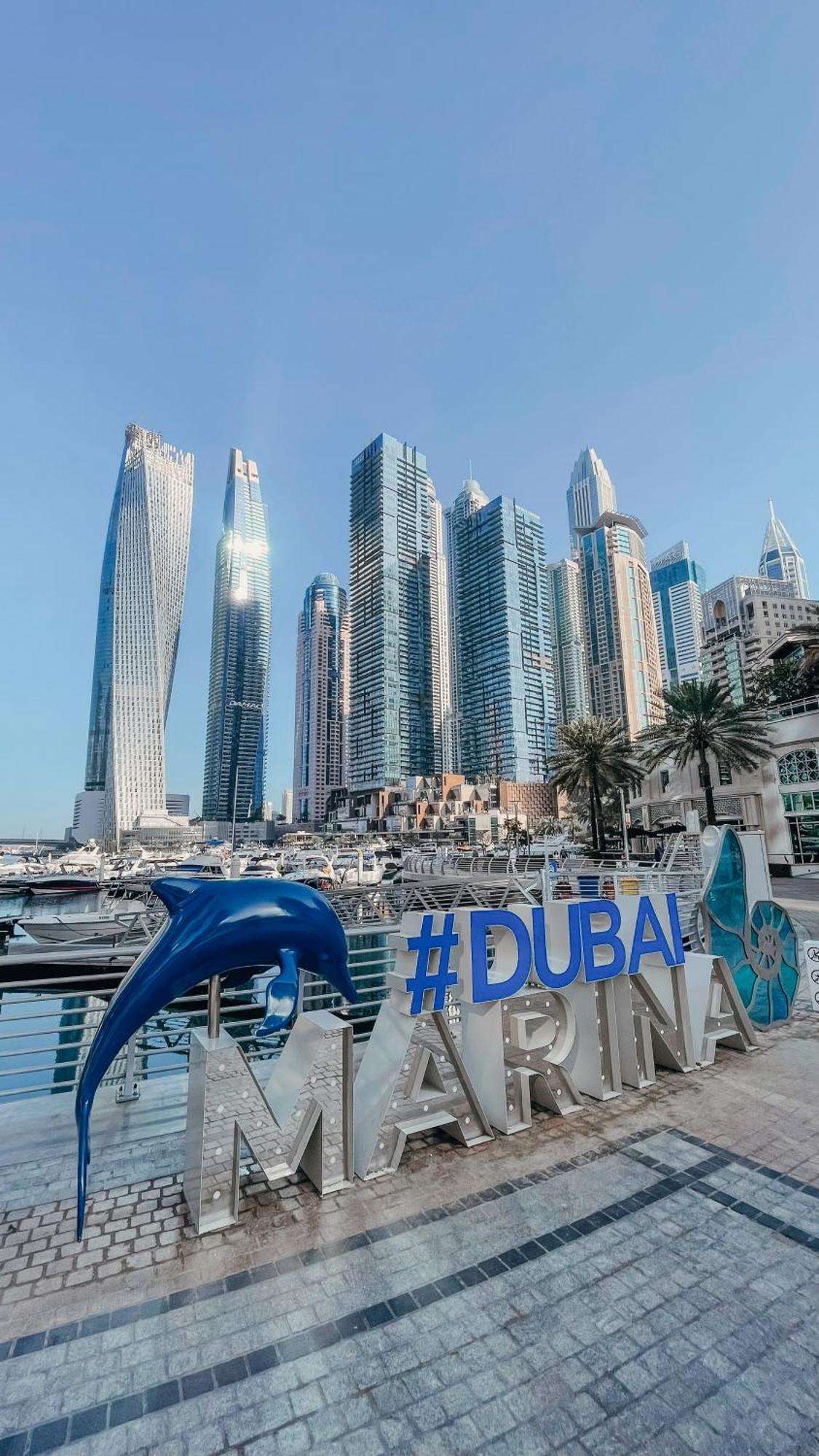 Elegant 3 Bedrooms Among Clouds Apartment Dubai