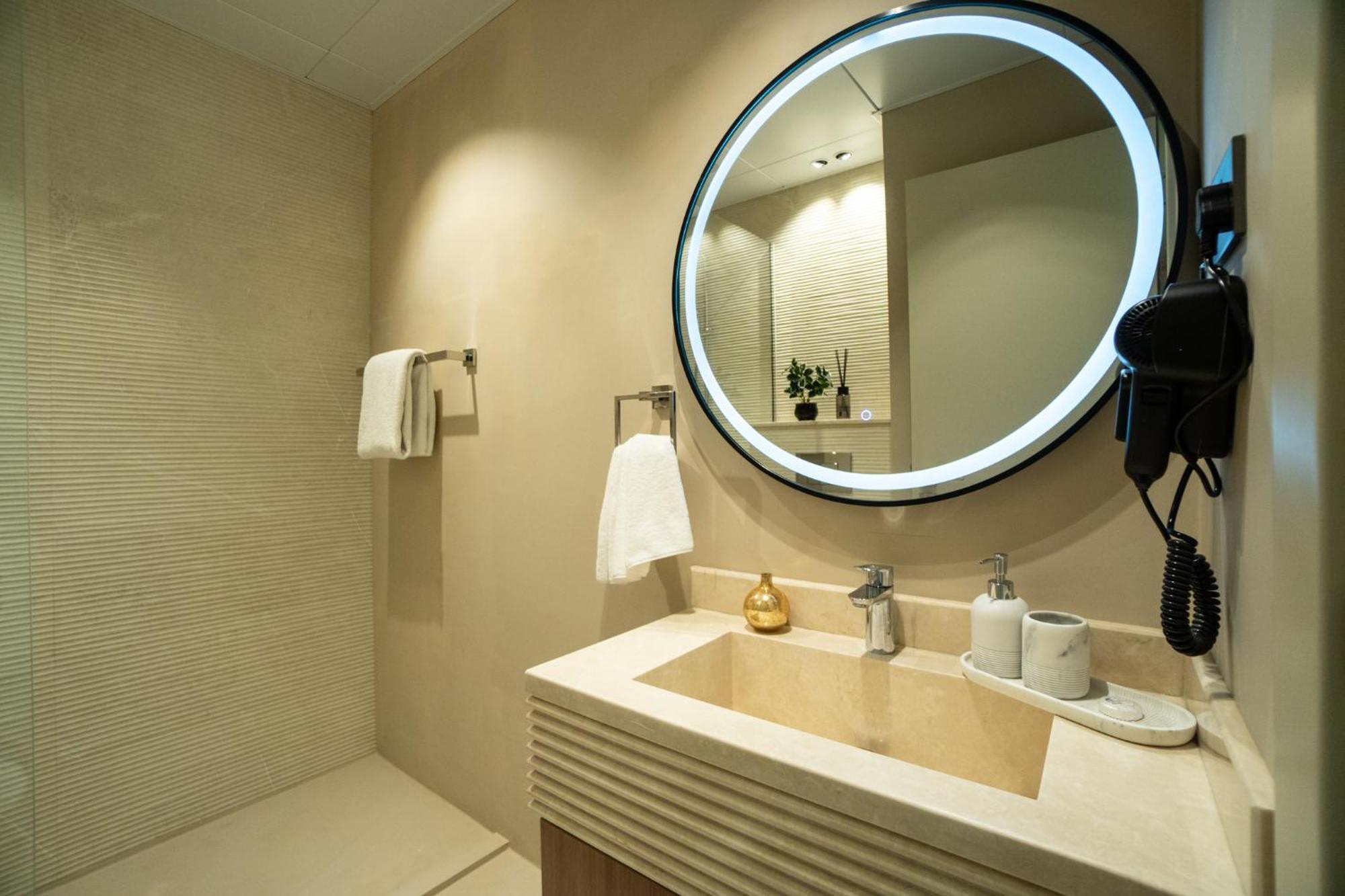 Elegant 3 Bedrooms Among Clouds Dubai