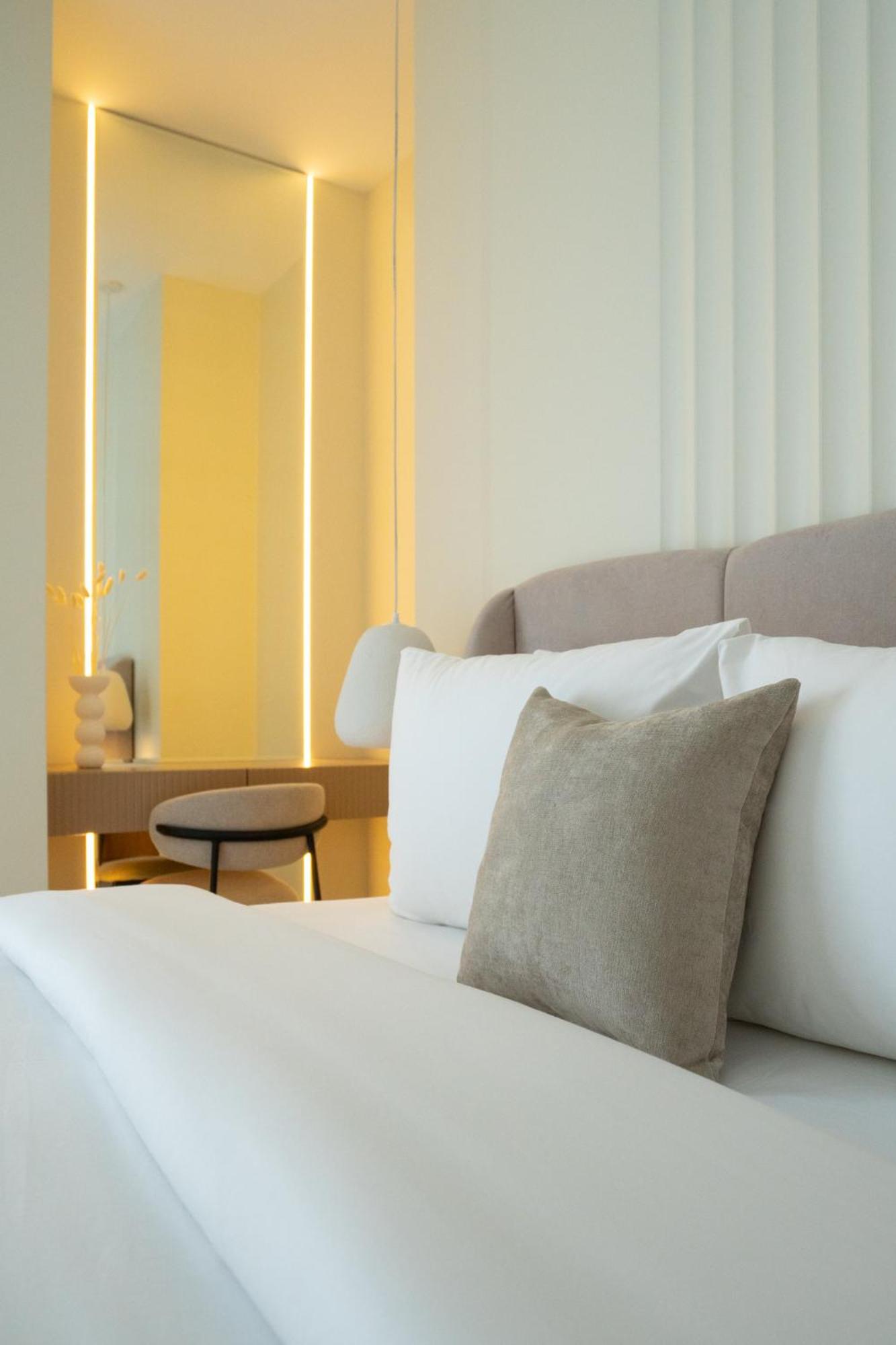 Elegant 3 Bedrooms Among Clouds Apartment Dubai