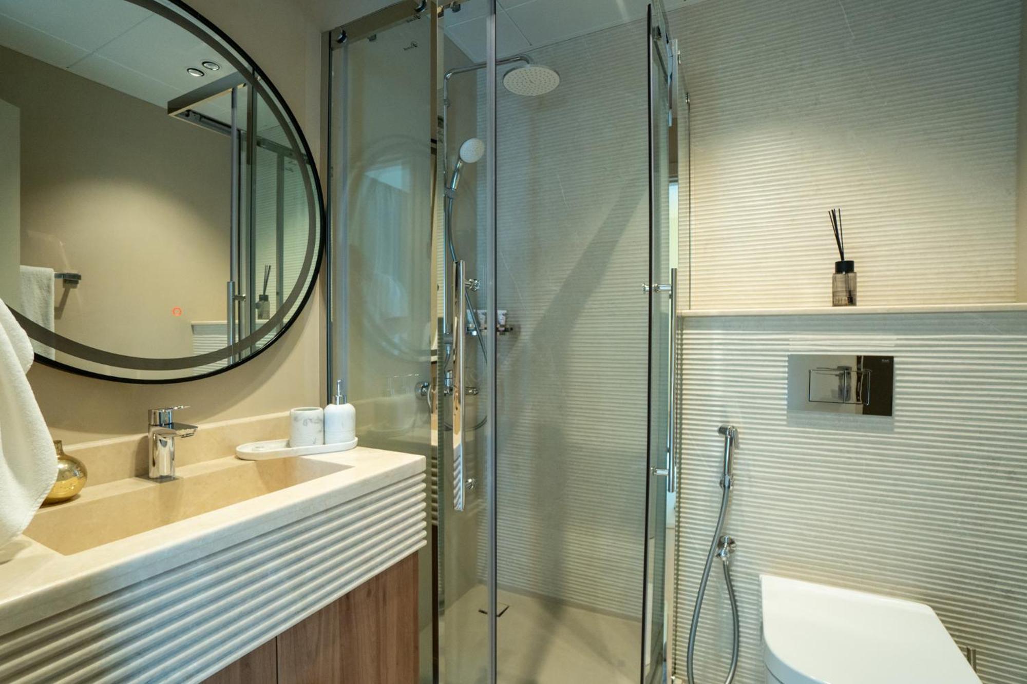 Elegant 3 Bedrooms Among Clouds * Dubai