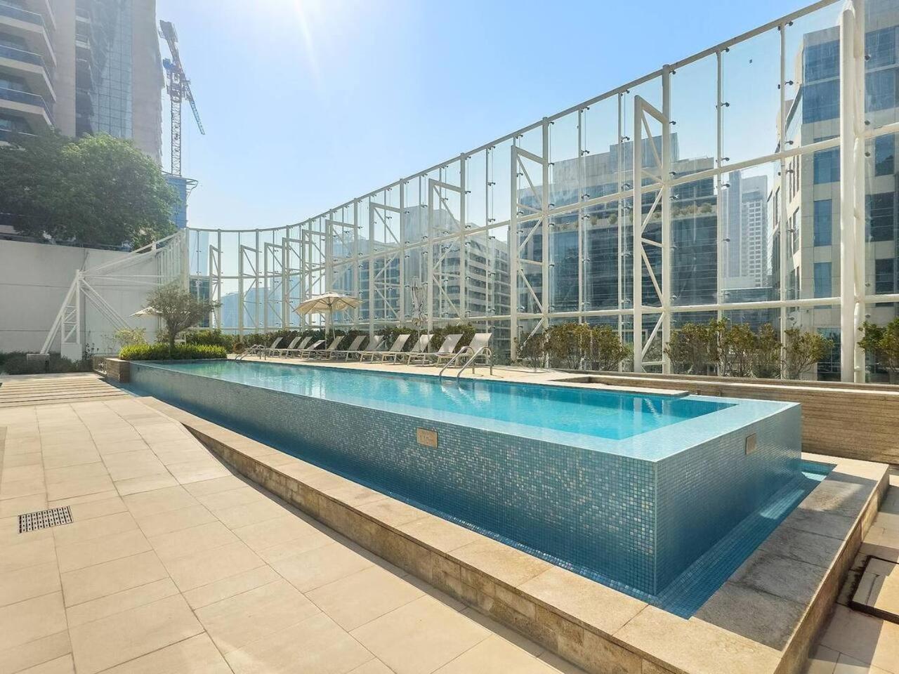 2br Amazing Canal Views At The Pad In Business Bay By Vibel