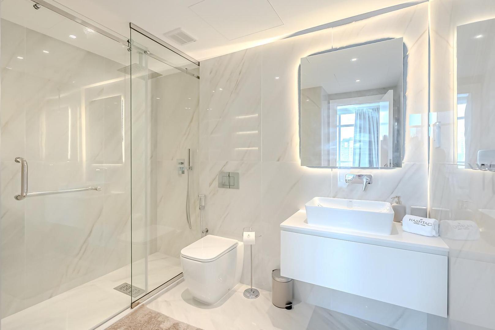 Newly Renovated 1 Bdr In Marina I Bonair I Park Islands Apartment Dubai