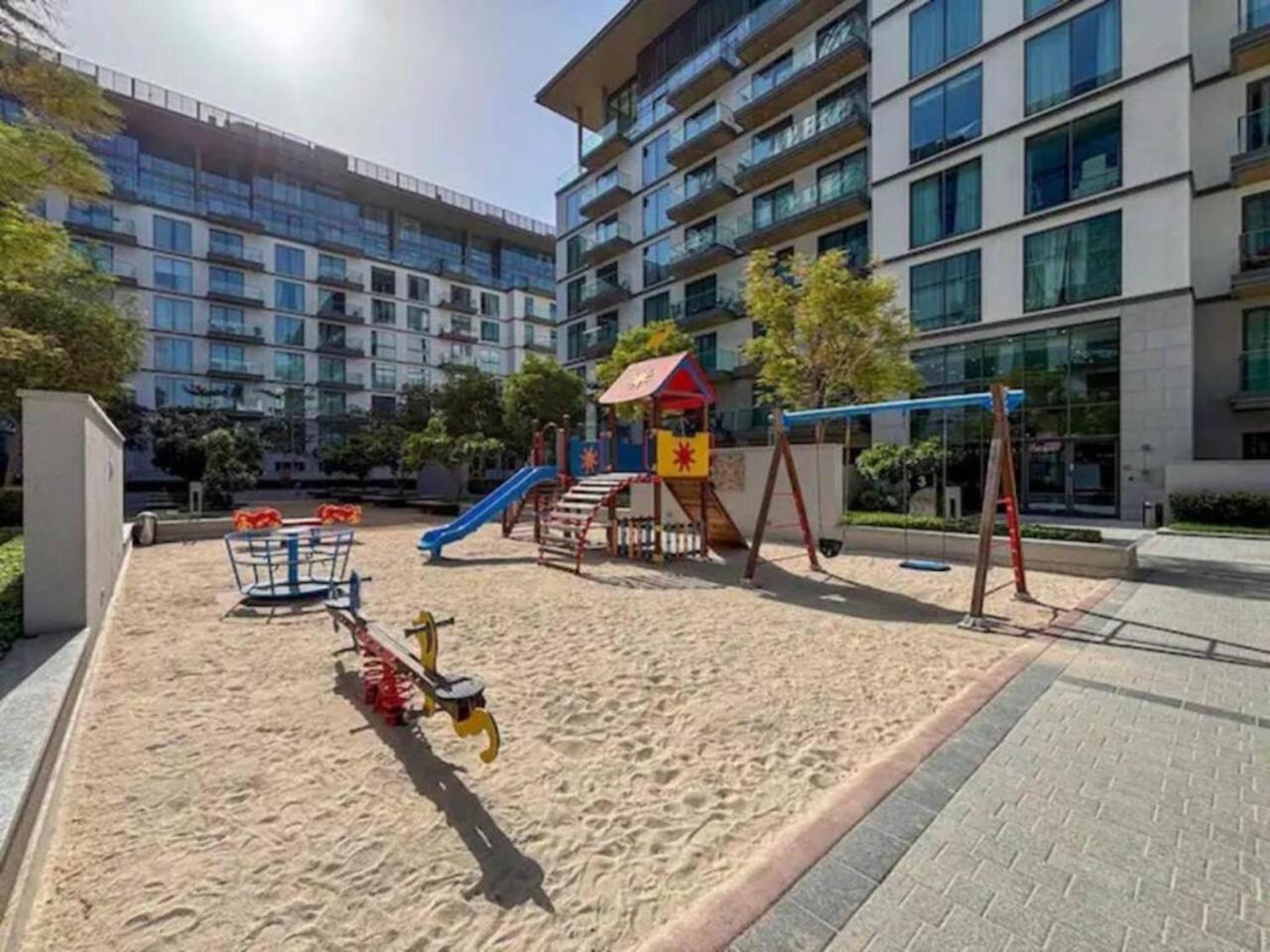 New Spacious 1br With Pool And Gym *