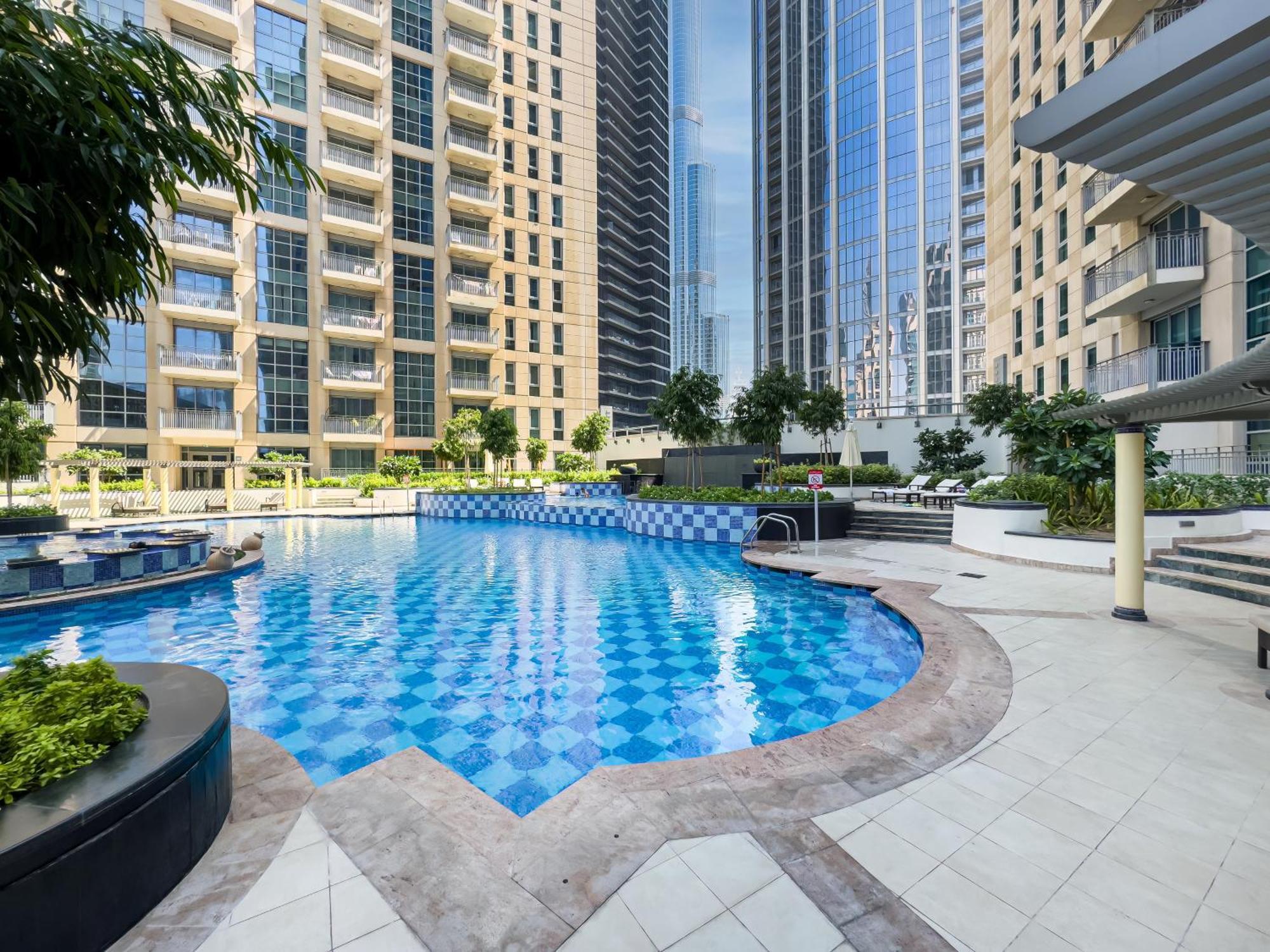 Chic 1br Fountain-view Flat Downtown Burj Khalifa Apartment