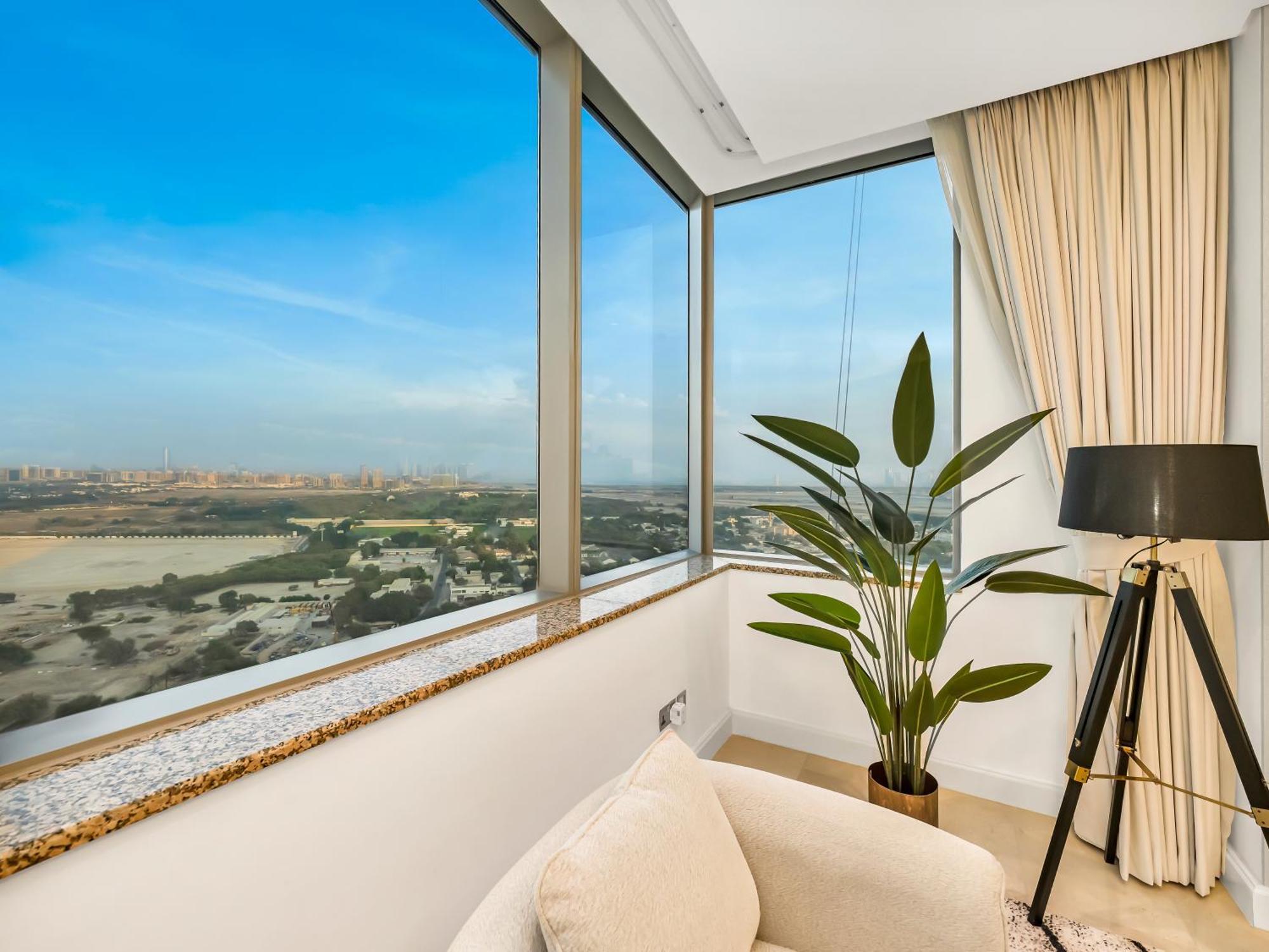 Gorgeous 2br-flat Near Mall & Burj Khalifa *