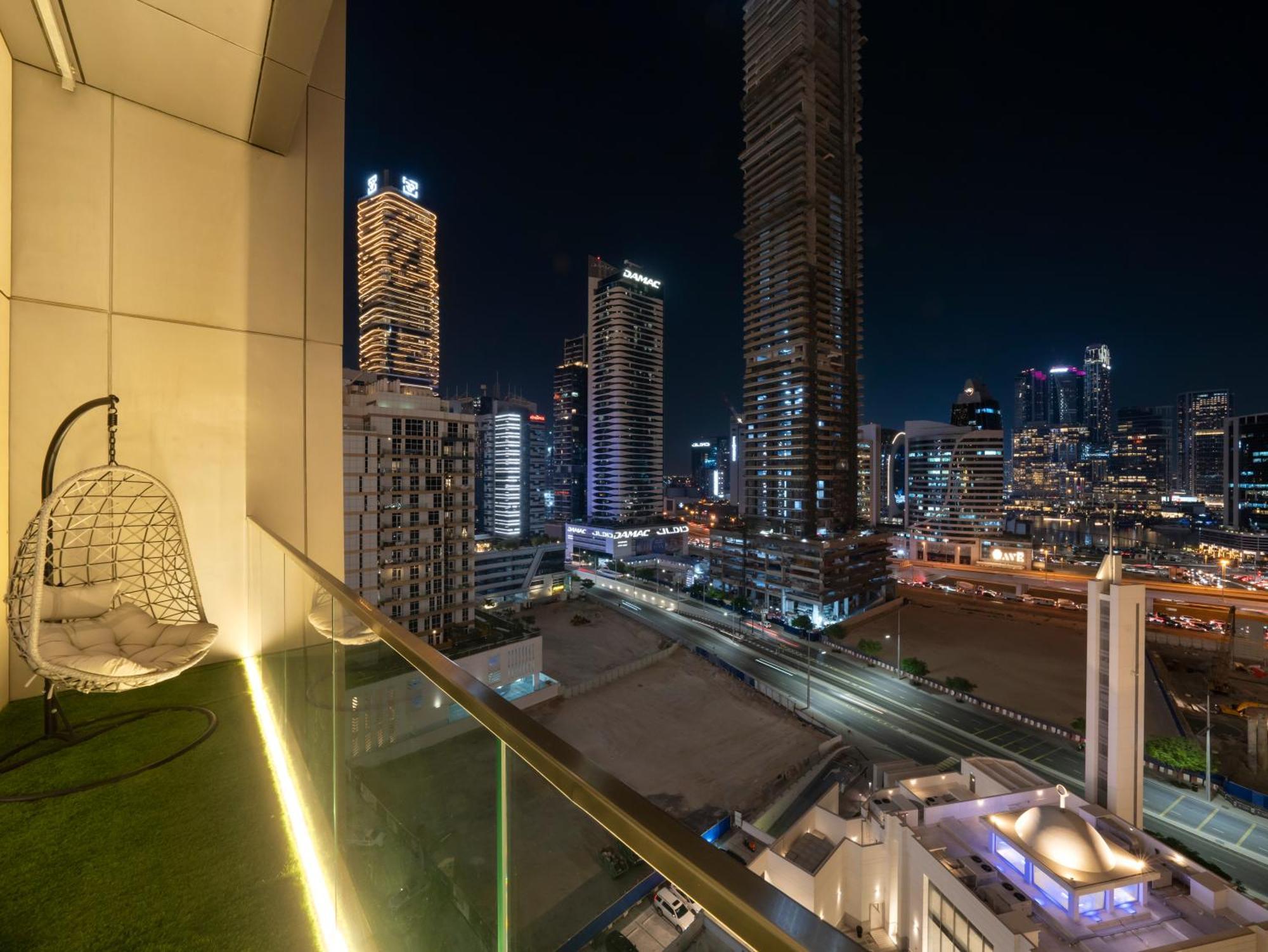 Elegant 1br 5mins Walk Mall & Burj Khalifa Apartment *