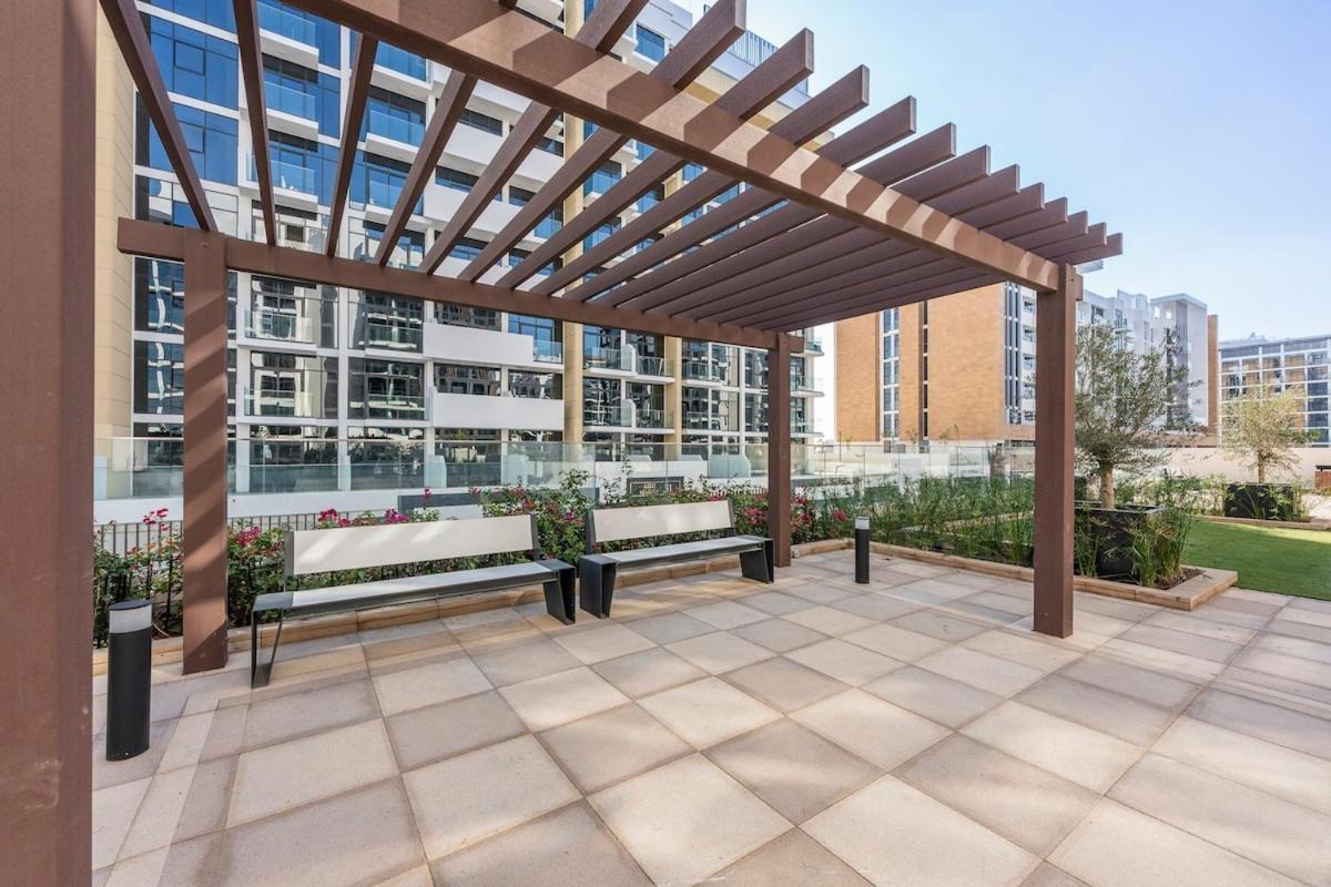 Apartment Bright And Elegant 3-bedroom Escape Perfect For Families In Meydan Dubai