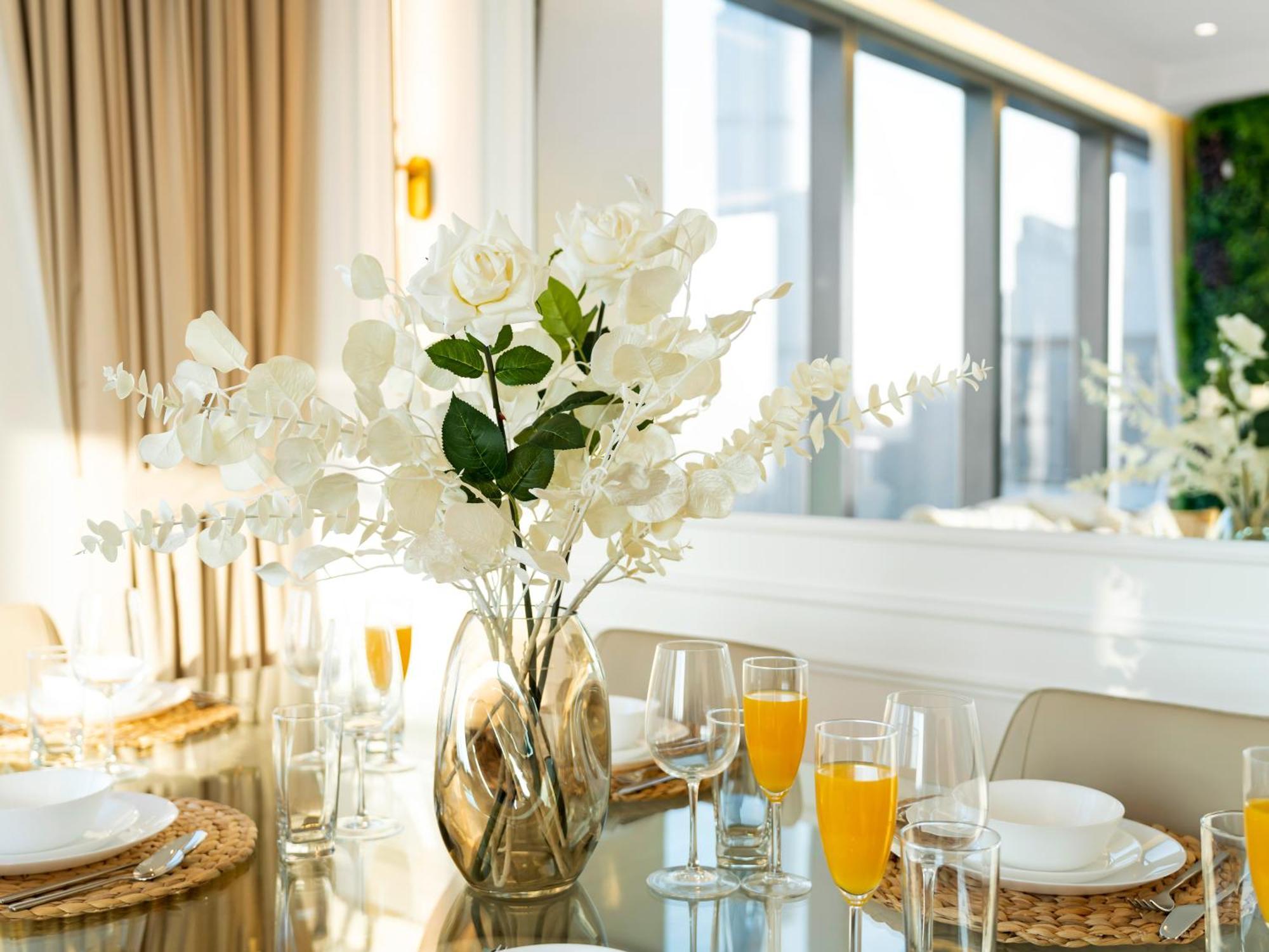 Stunning 2br-burj View -connected To Mall Apartment *
