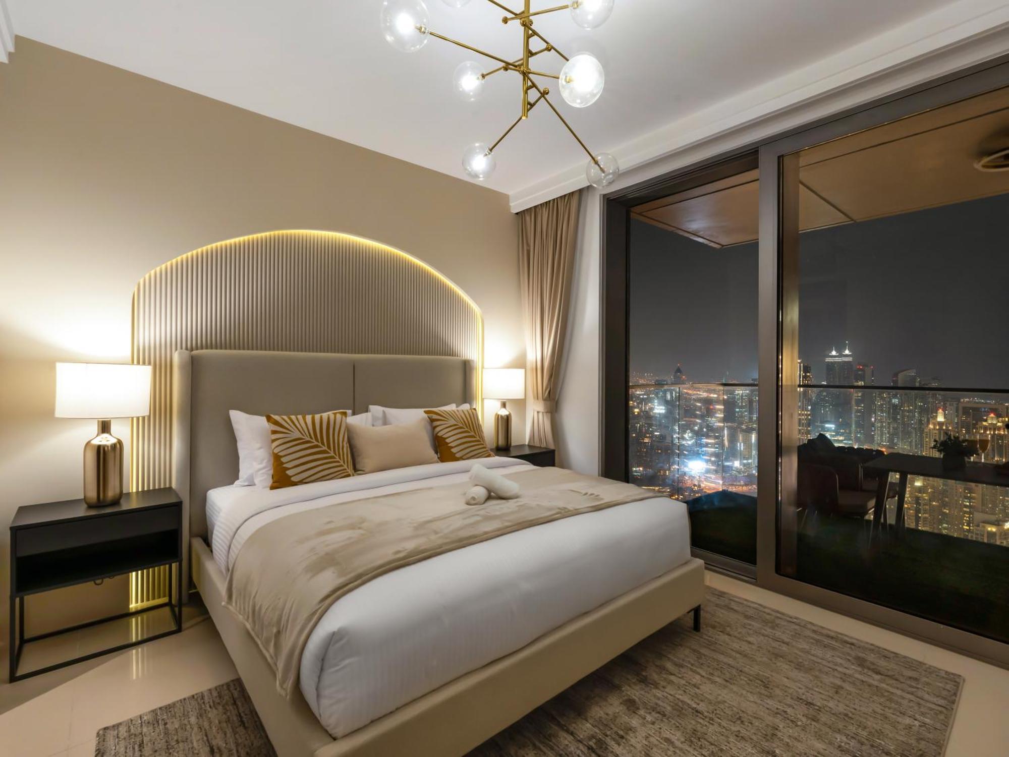 Stunning 2br-burj View -connected To Mall