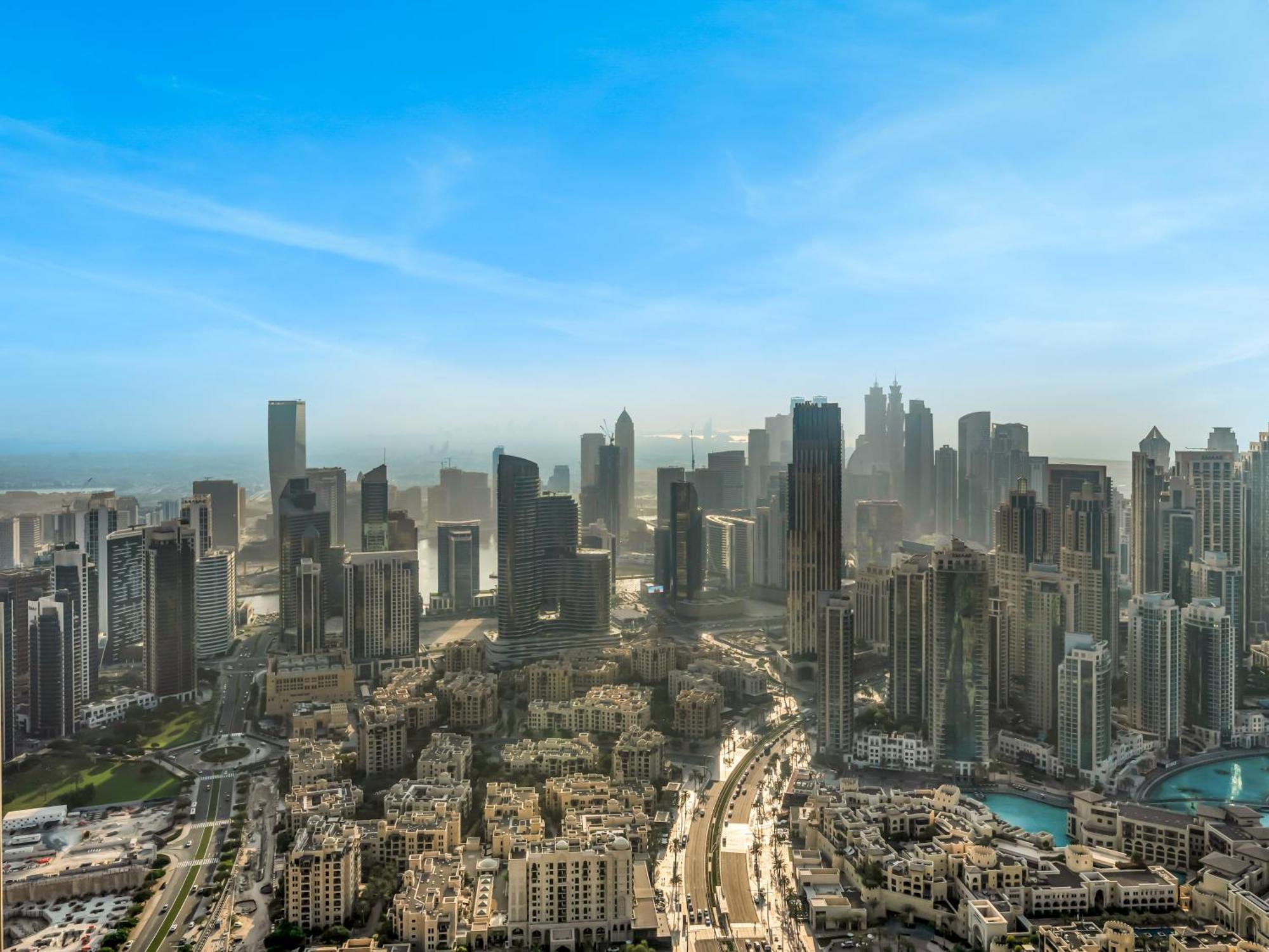 Stunning 2br-burj View -connected To Mall Dubai