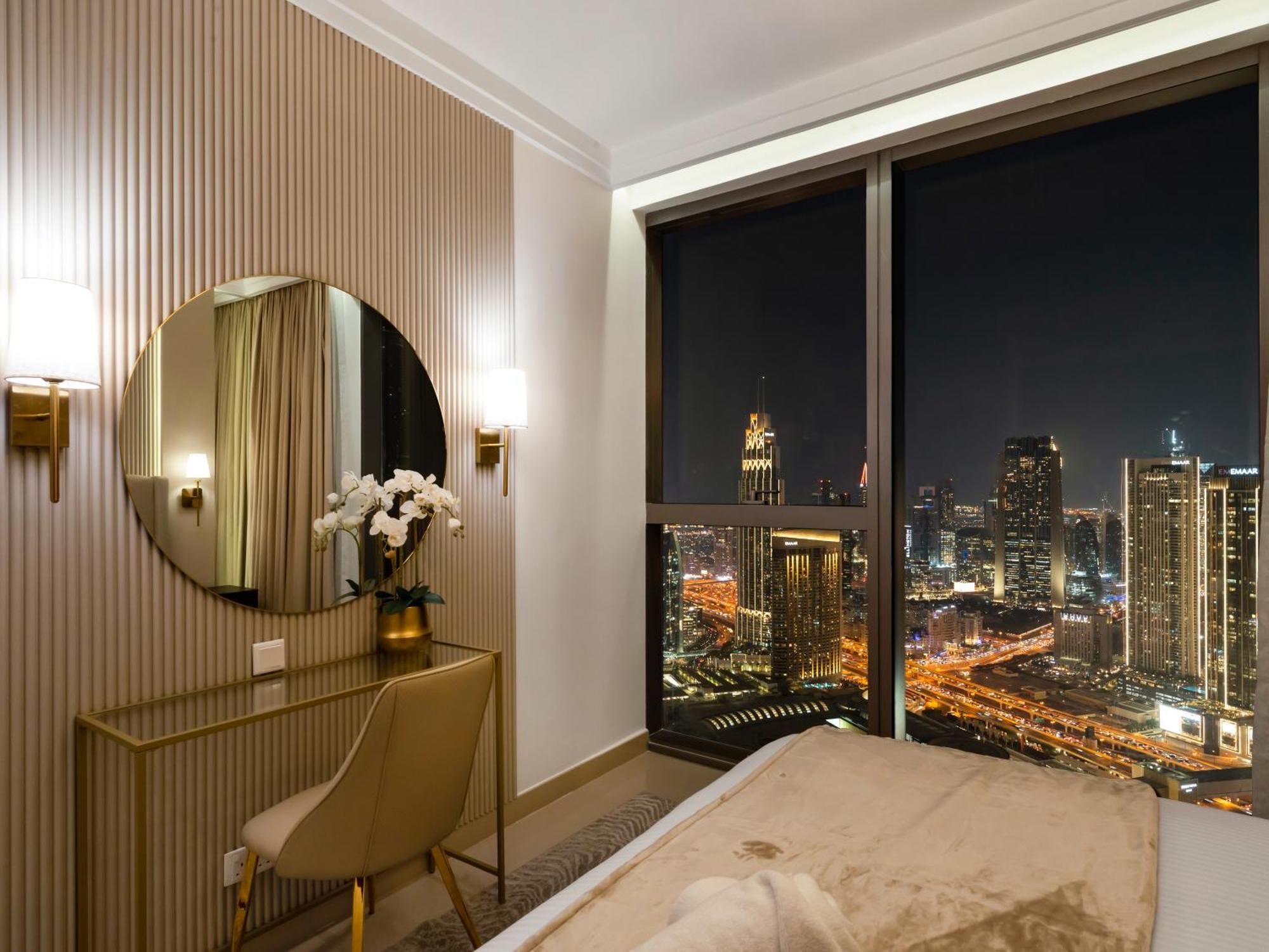 Stunning 2br-burj View -connected To Mall