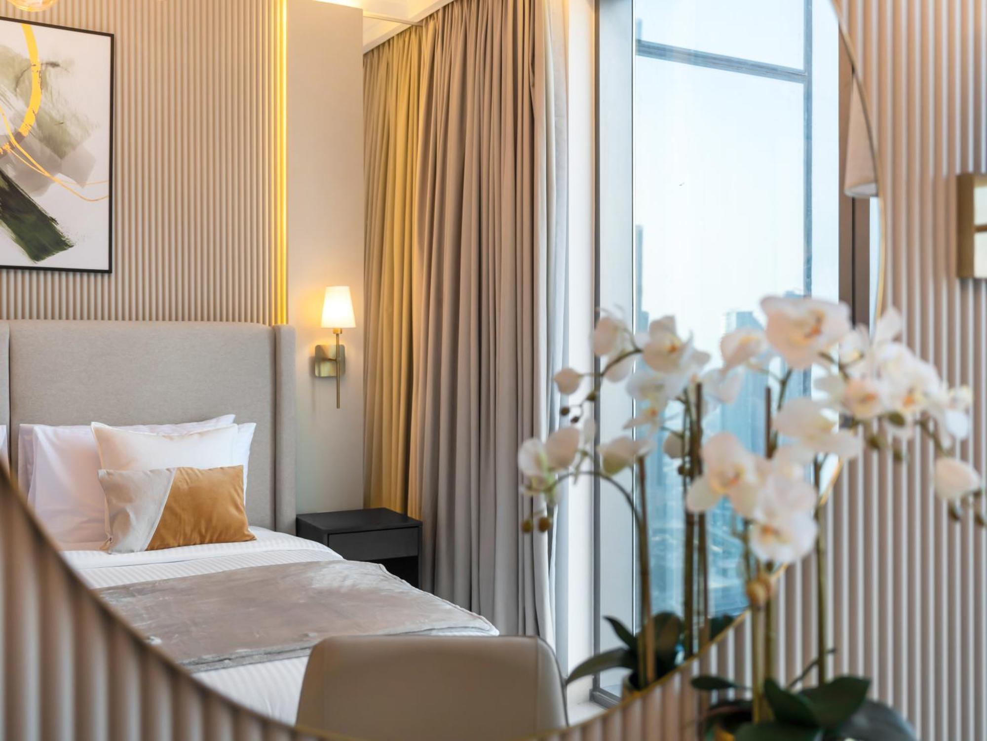 Stunning 2br-burj View -connected To Mall