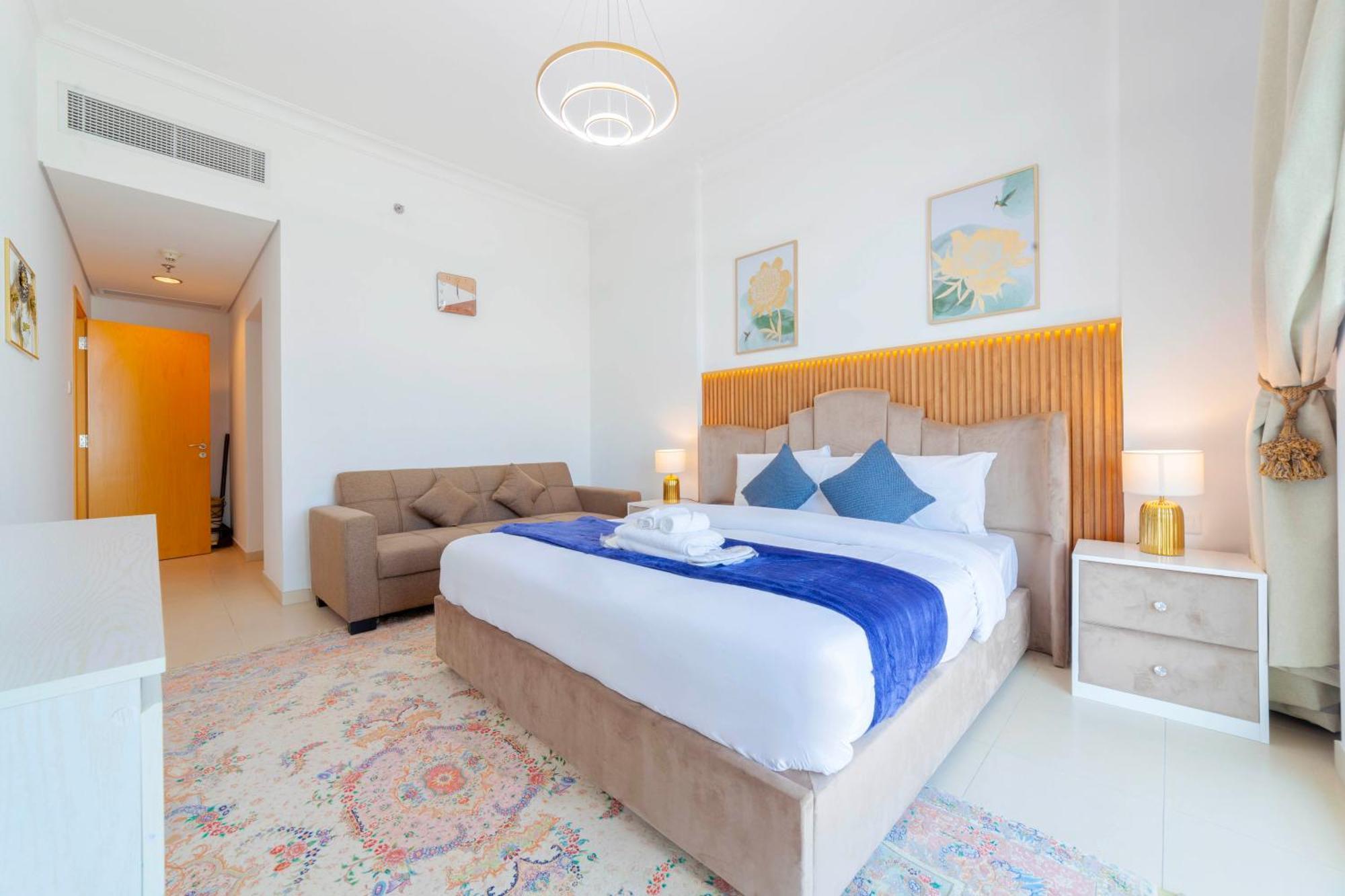 An Elegant Fully Furnished 1 Bedroom In Clayton Residency, Business Bay,