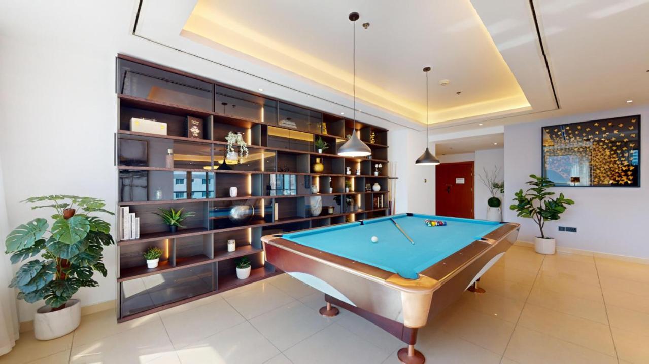 Marina View - Luxurious Four Bed With Private Pool *