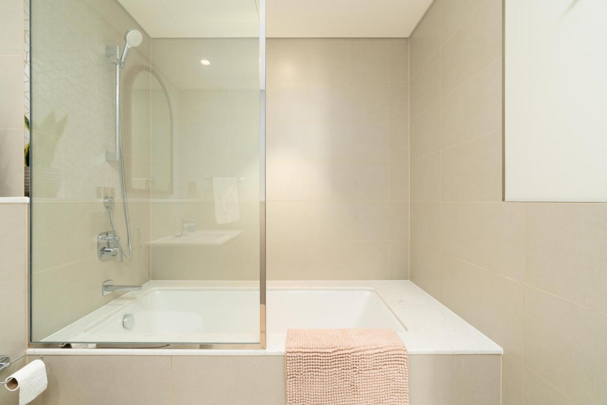 Stylish 1br At Vida Residences, Creek - Ahlan Hh