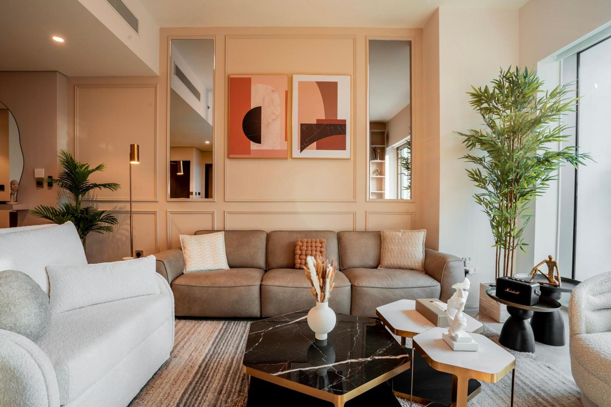 Luxury 1-bedroom In Downtown I Walk To Mall And Fountains Dubai