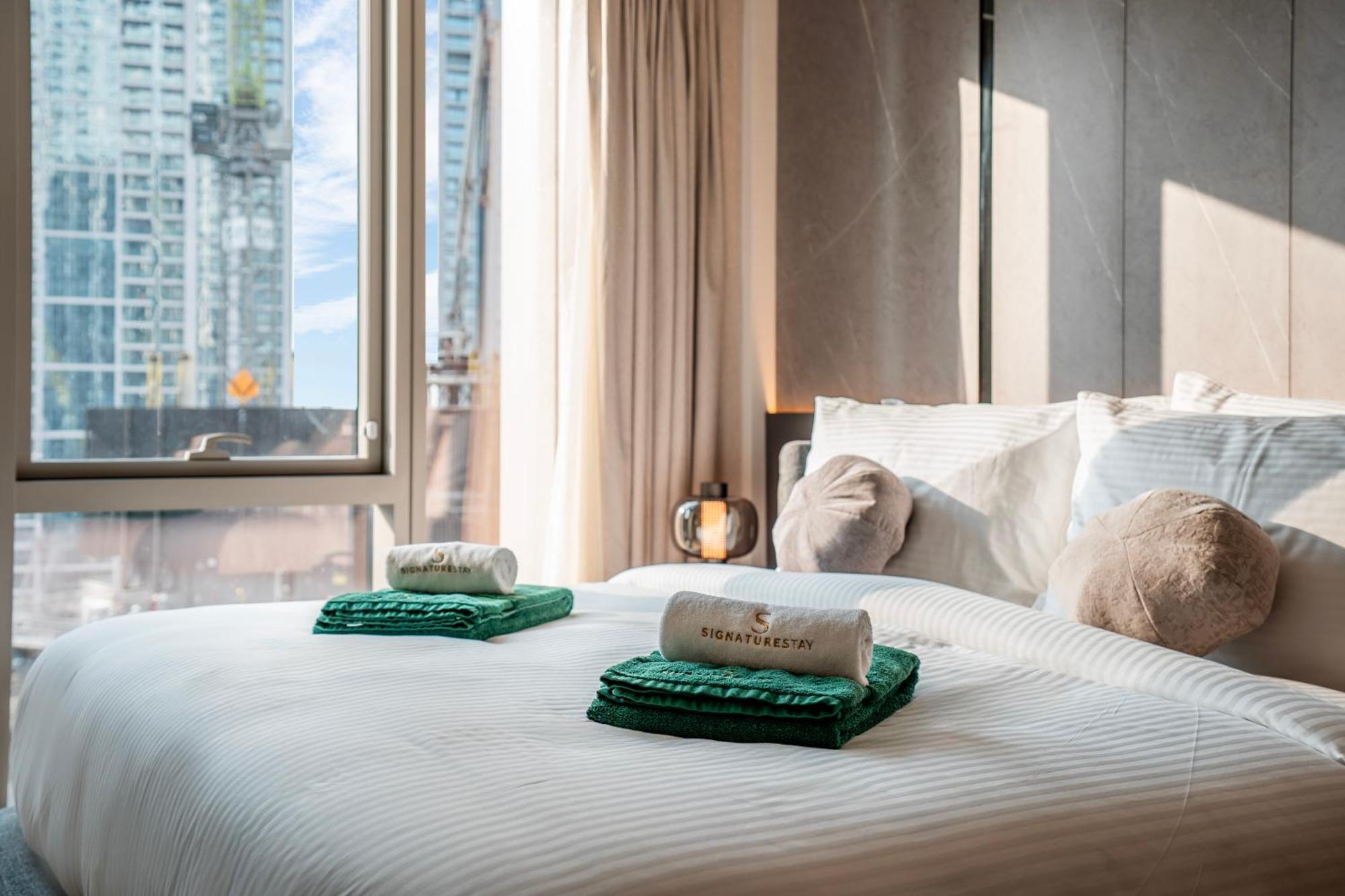 Luxury 1-bedroom In Downtown I Walk To Mall And Fountains * Dubai