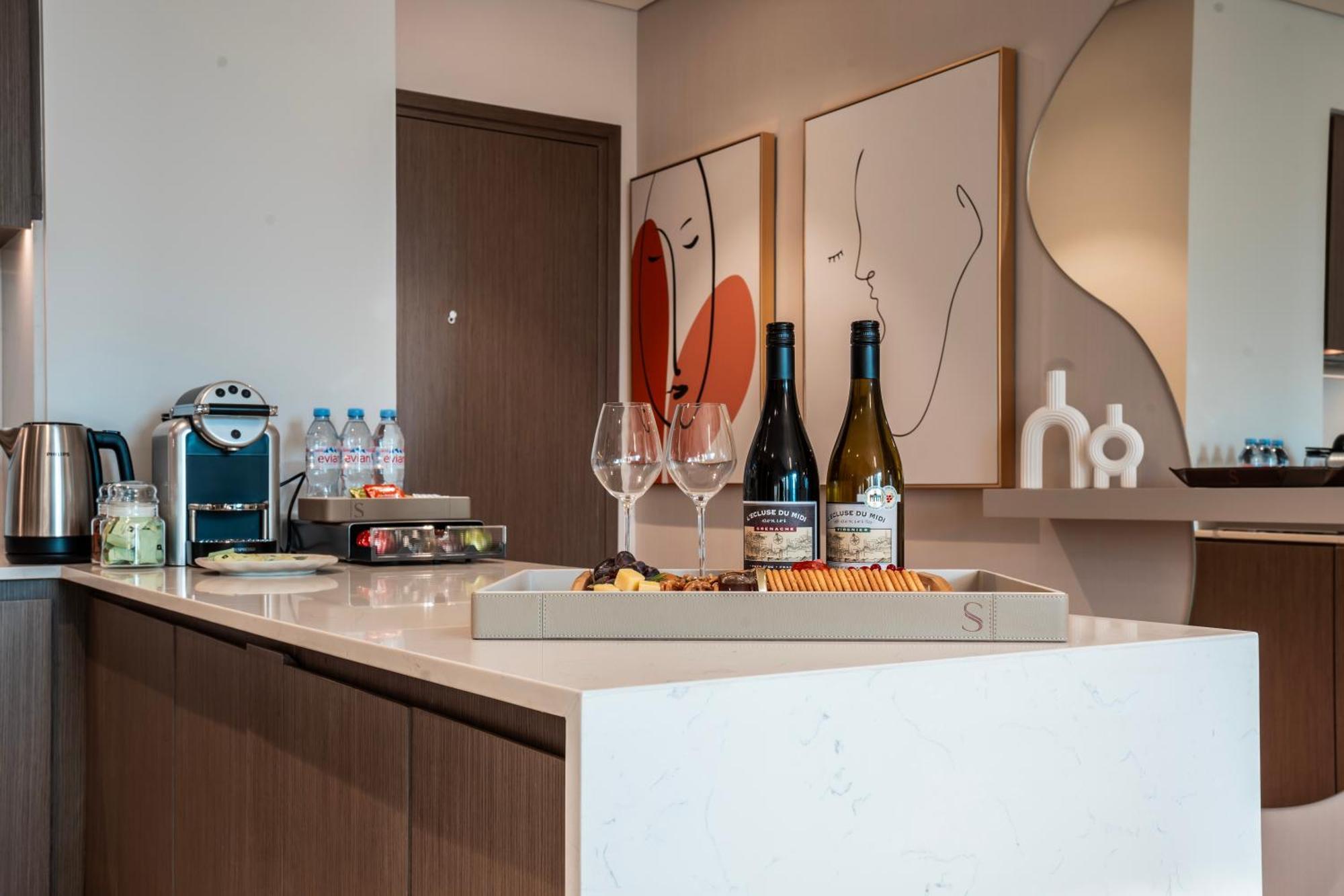 Apartment Luxury 1-bedroom In Downtown I Walk To Mall And Fountains *