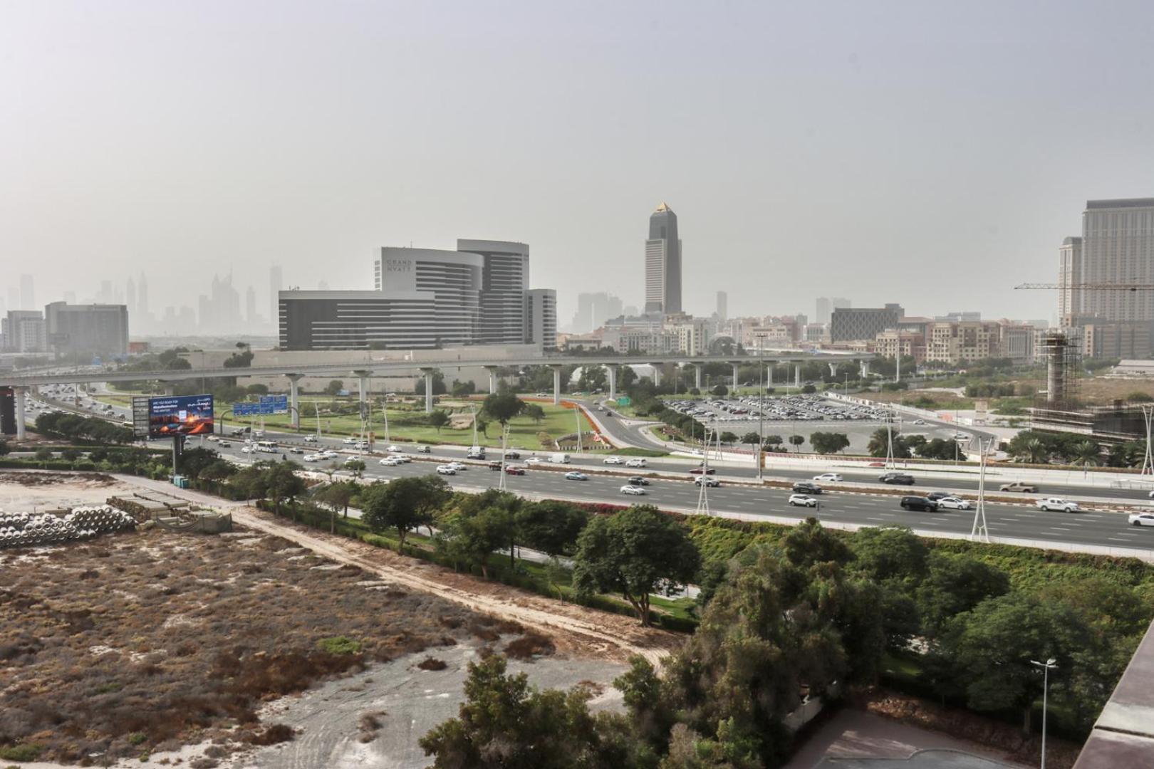 Apartment Livbnb-2b With Skyline Views, Al Jaddaf Dubai