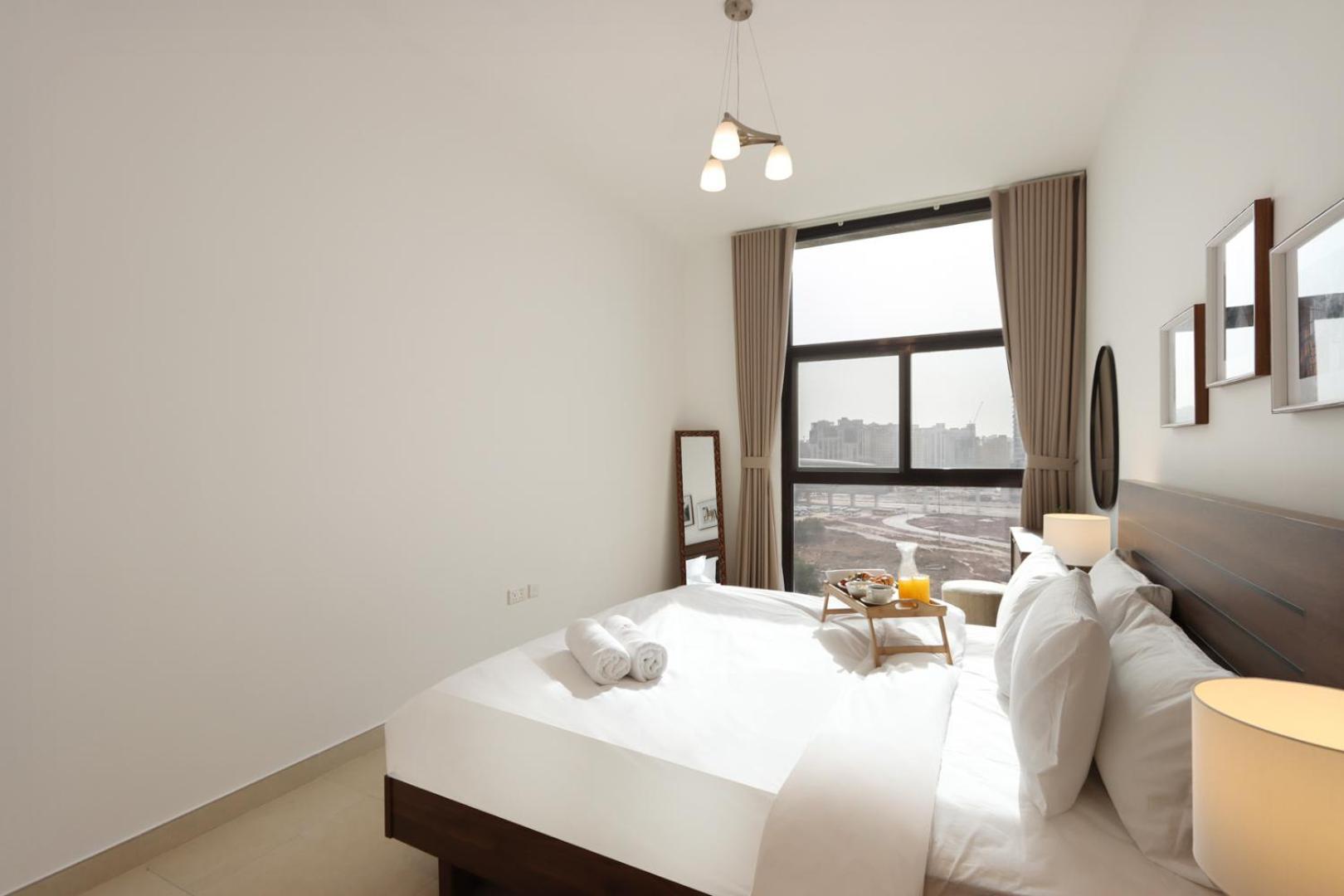 Livbnb-2b With Skyline Views, Al Jaddaf Dubai