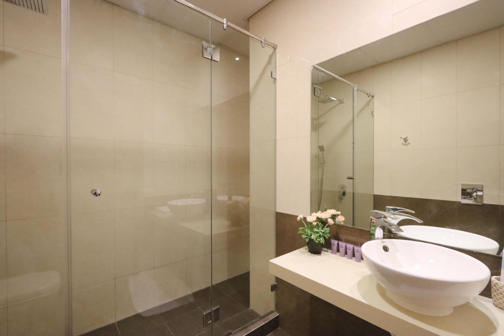 Livbnb-2b With Skyline Views, Al Jaddaf * Dubai