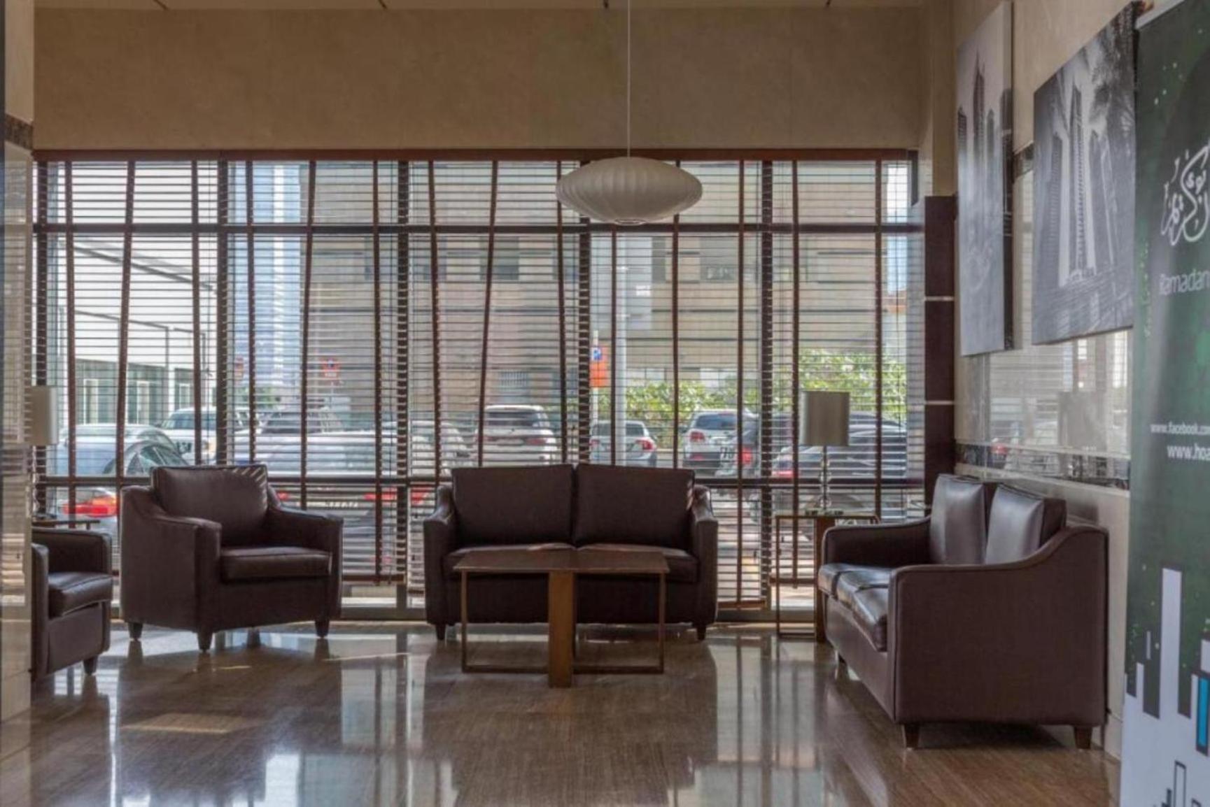 Click - Jlt - 2 Bedroom & Balcony Lakes View Entire -az Apartment