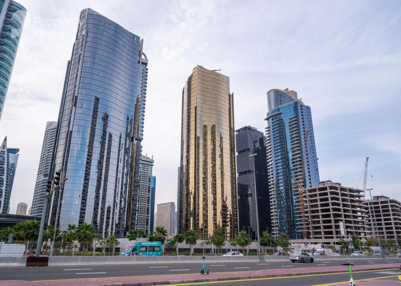 Click - Jlt - 2 Bedroom & Balcony Lakes View Entire -az *