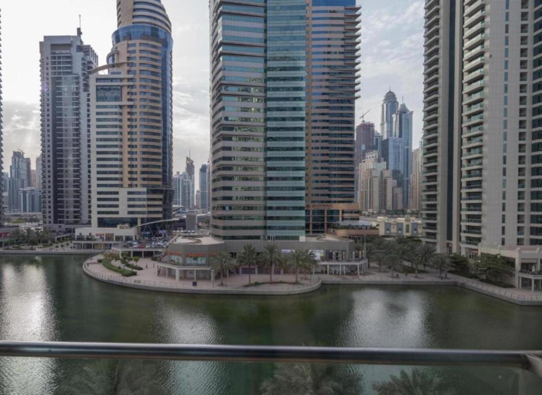 Click - Jlt - 2 Bedroom & Balcony Lakes View Entire -az Apartment