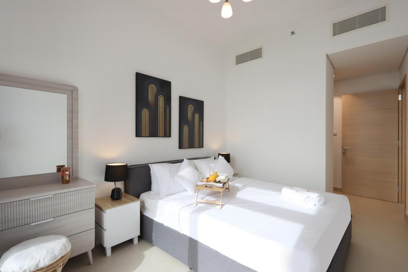 Apartment Livbnb-2b With Skyline Views, Al Jaddaf