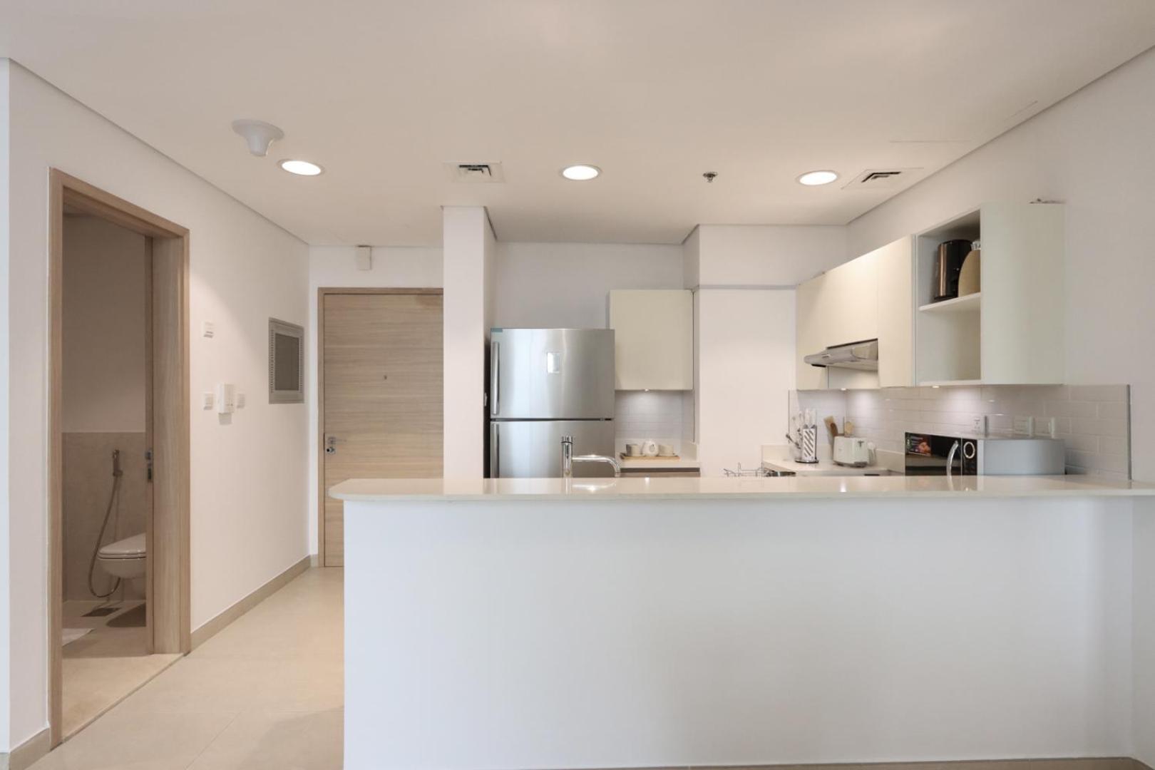 Livbnb-2b With Skyline Views, Al Jaddaf Apartment Dubai