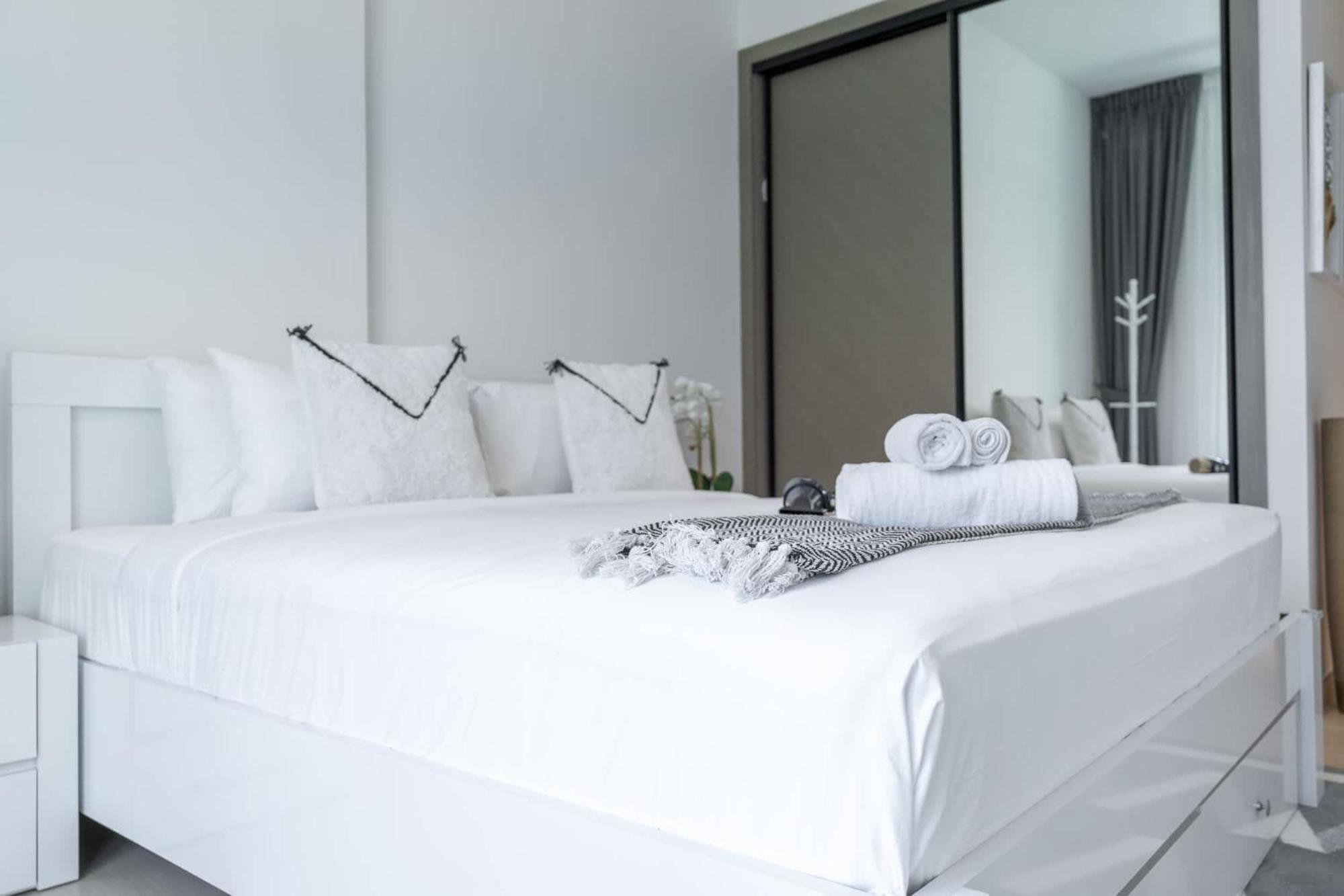 Apartment Finest 1 Bedroom In Binghatti Emerald Jvc *