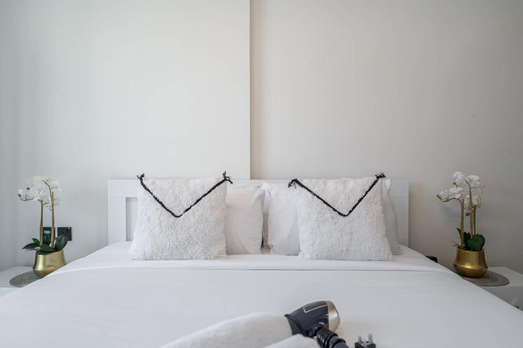 Apartment Finest 1 Bedroom In Binghatti Emerald Jvc *