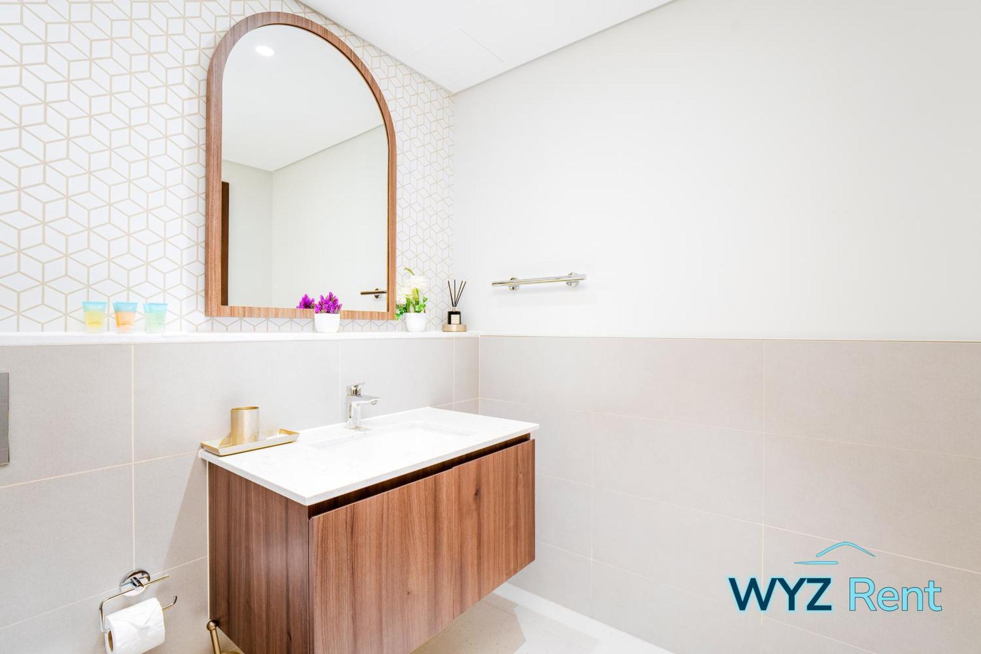 Apartment Chic 2 Bedroom In Vida Residences Creek-beach Access