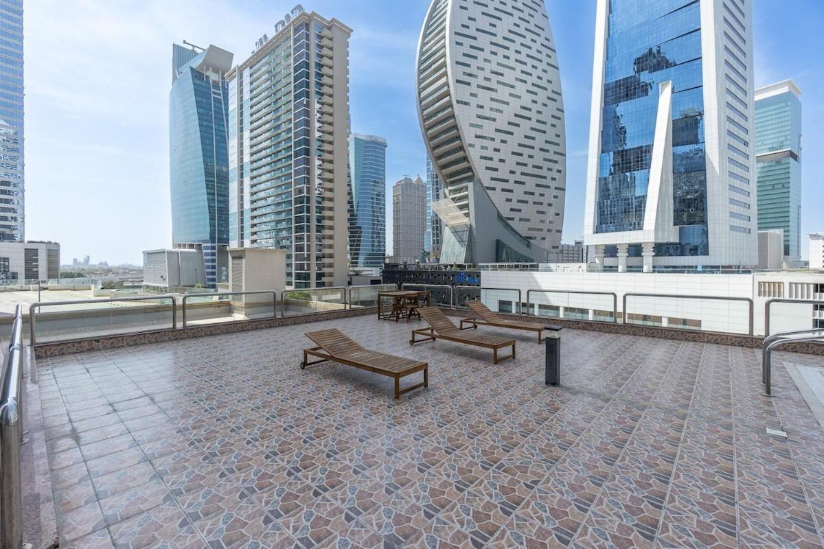 Cozy And Bright 2-bedroom In Business Bay Apartment