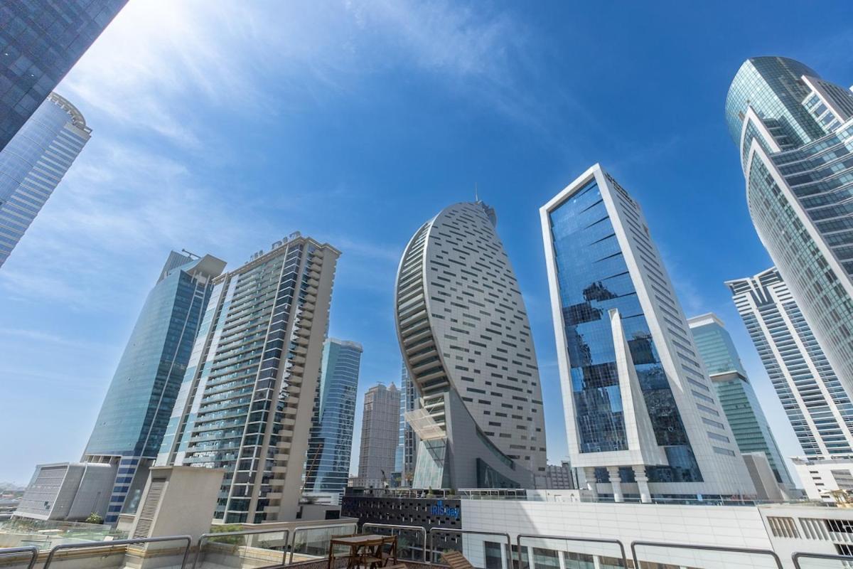 Cozy And Bright 2-bedroom In Business Bay * Dubai