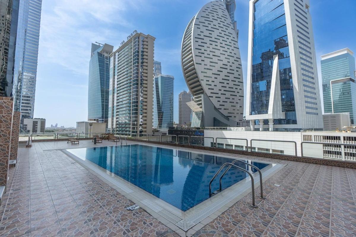 Cozy And Bright 2-bedroom In Business Bay Apartment