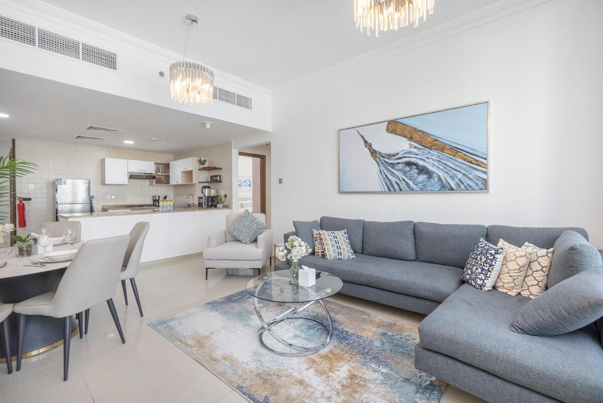 Cozy And Bright 2-bedroom In Business Bay Apartment Dubai