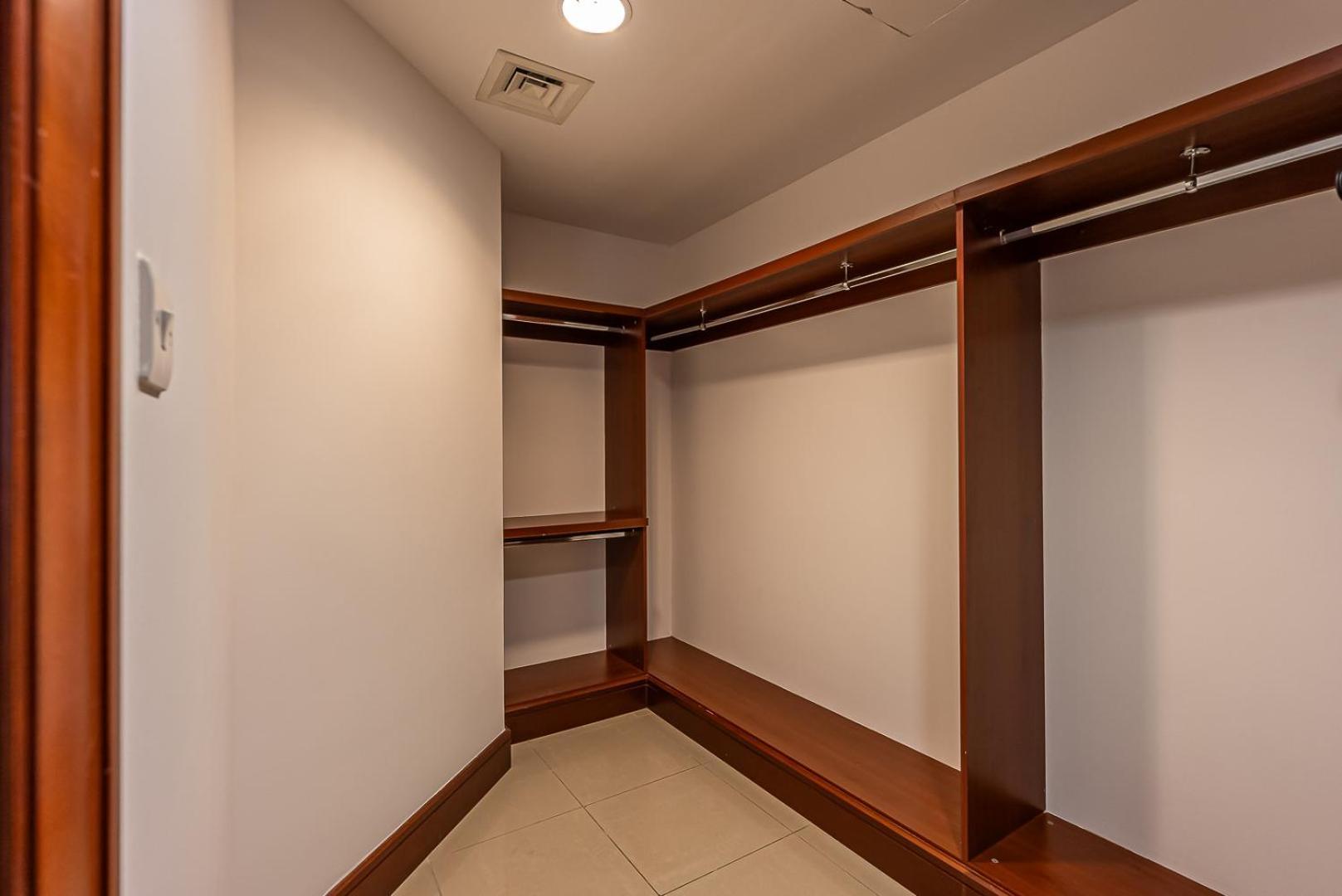 Elegant 1bdr In Palm Jumeirah View I Golden Mile Apartment *