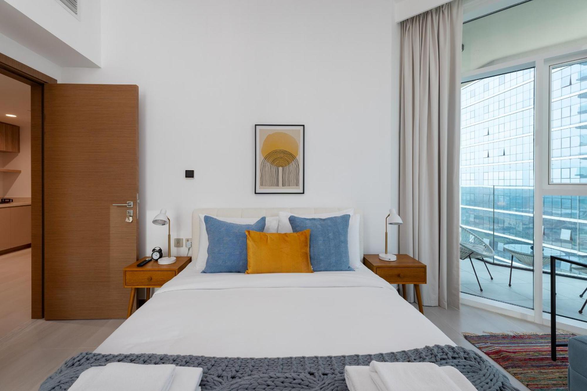 Urban Oasis, Business Bay - Mint Apartment