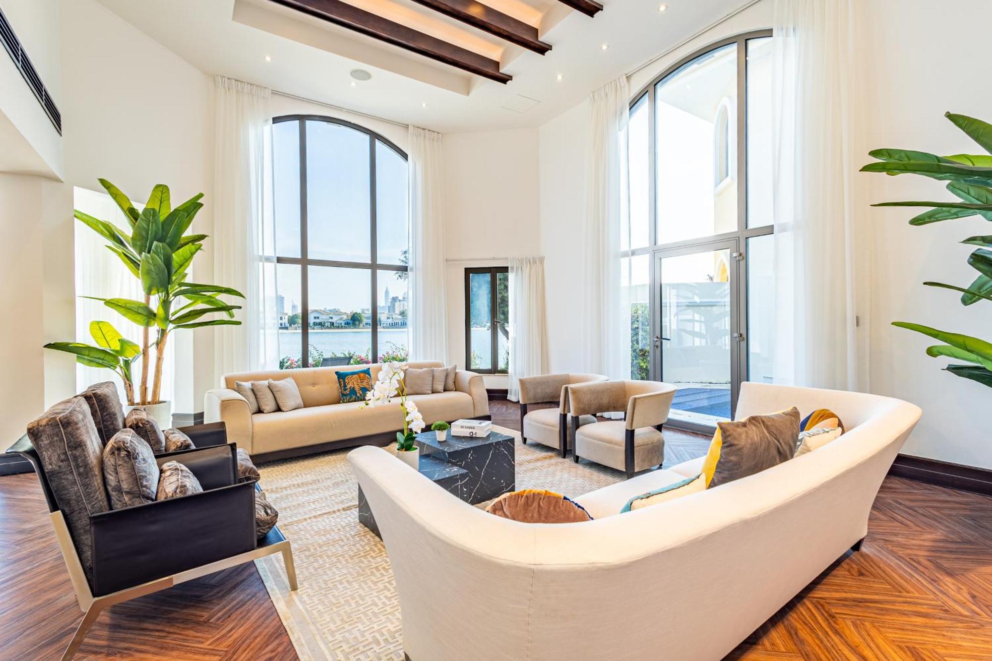 Elegant 3br Upgraded With Pool & Access Villa Dubai